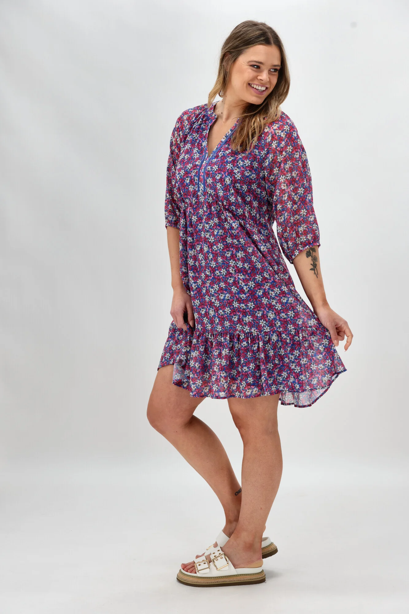 Gloss The Label Barter Empire Dress Pink Floral - Image 4