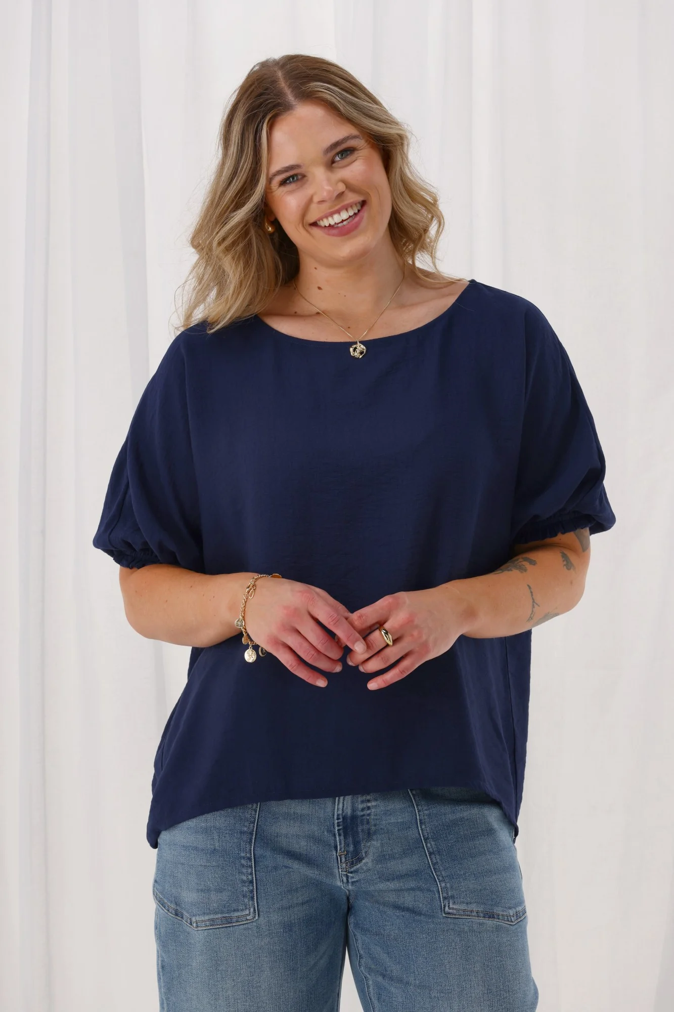 Gloss The Label Ottilie Top Navy - Image 4