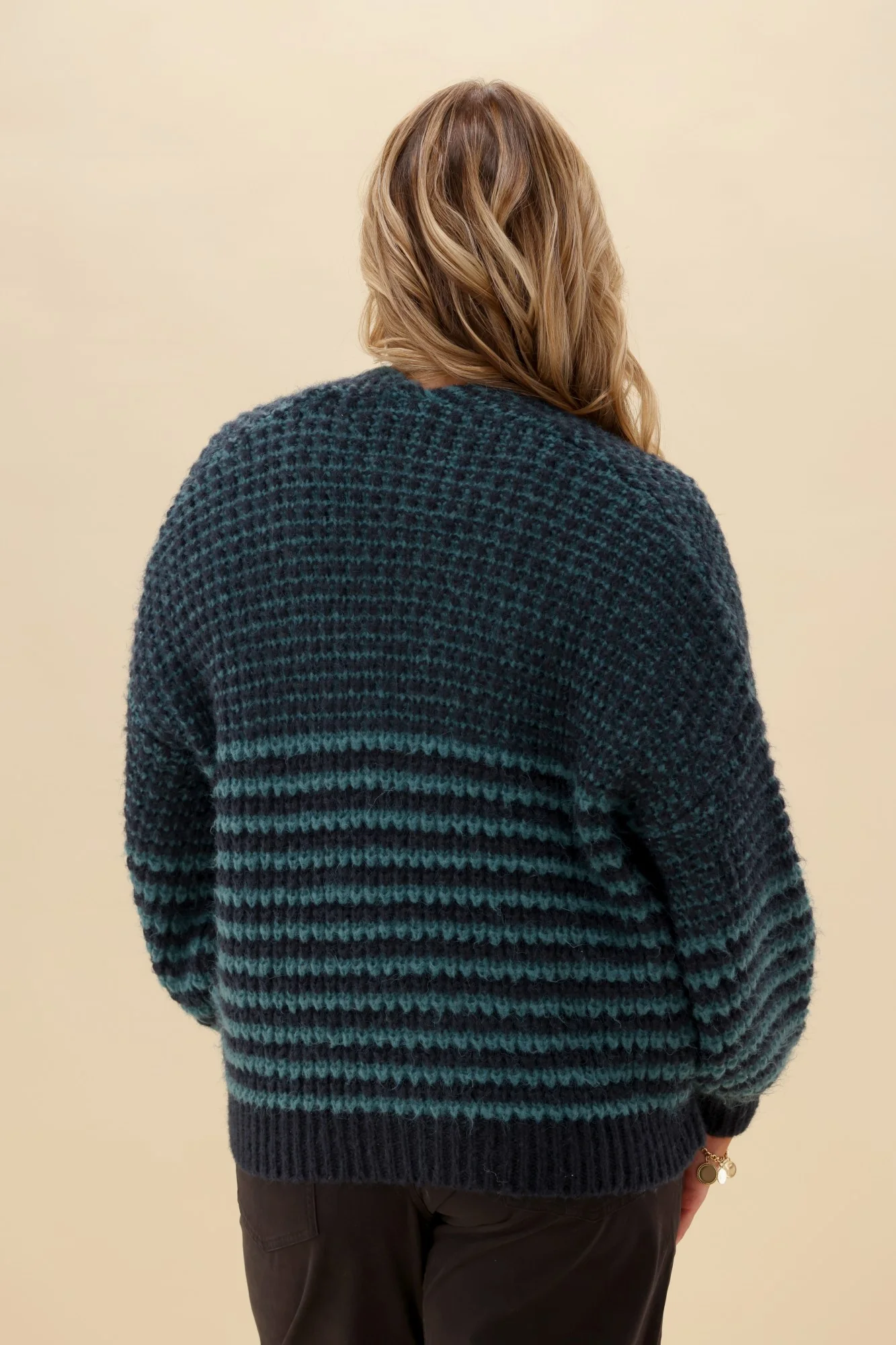 Gloss the Label Perdita Cardigan Teal - Image 6