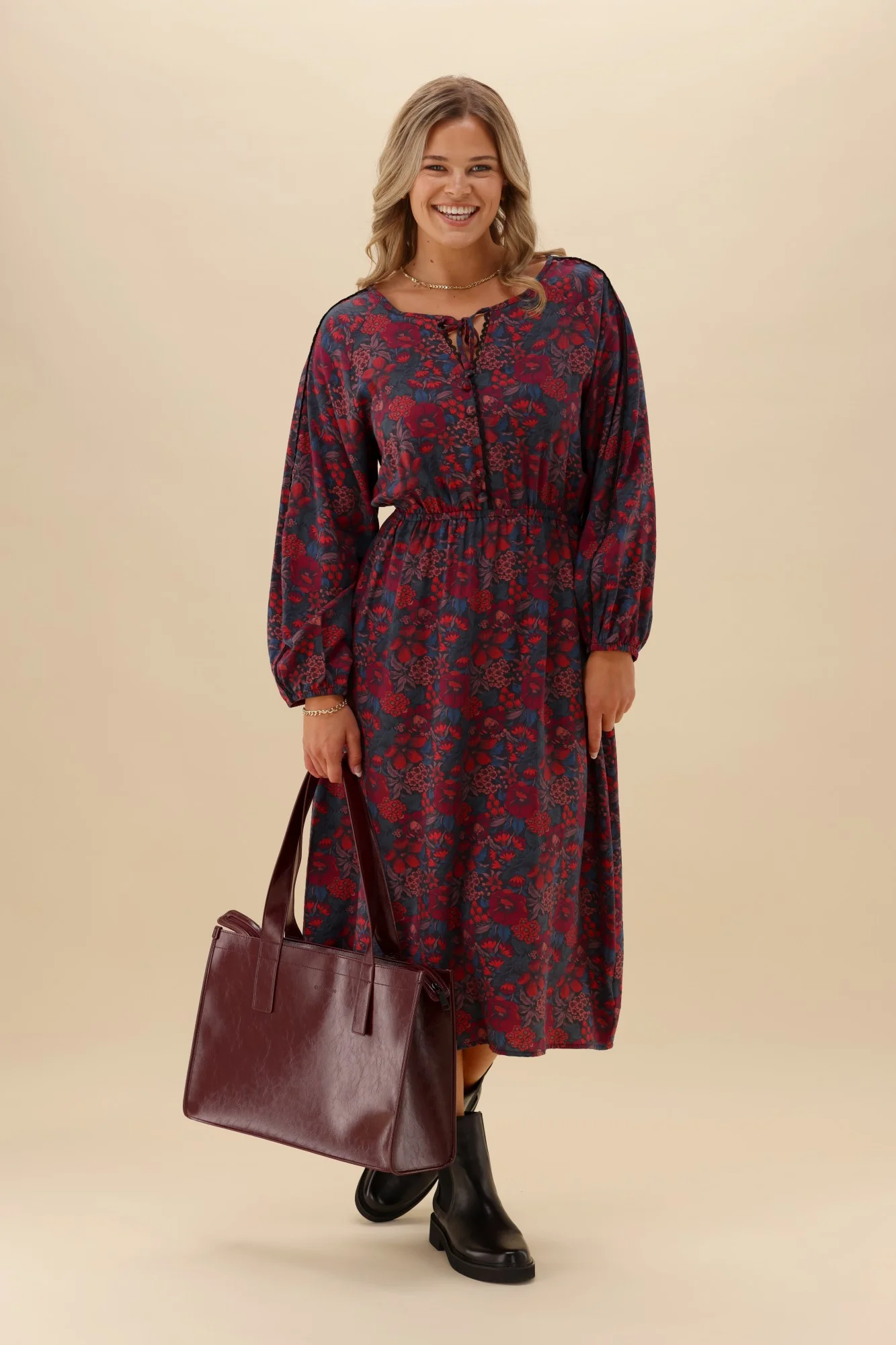 Gloss The Label Quaneil Shirred Waist Dress Twilight Floral