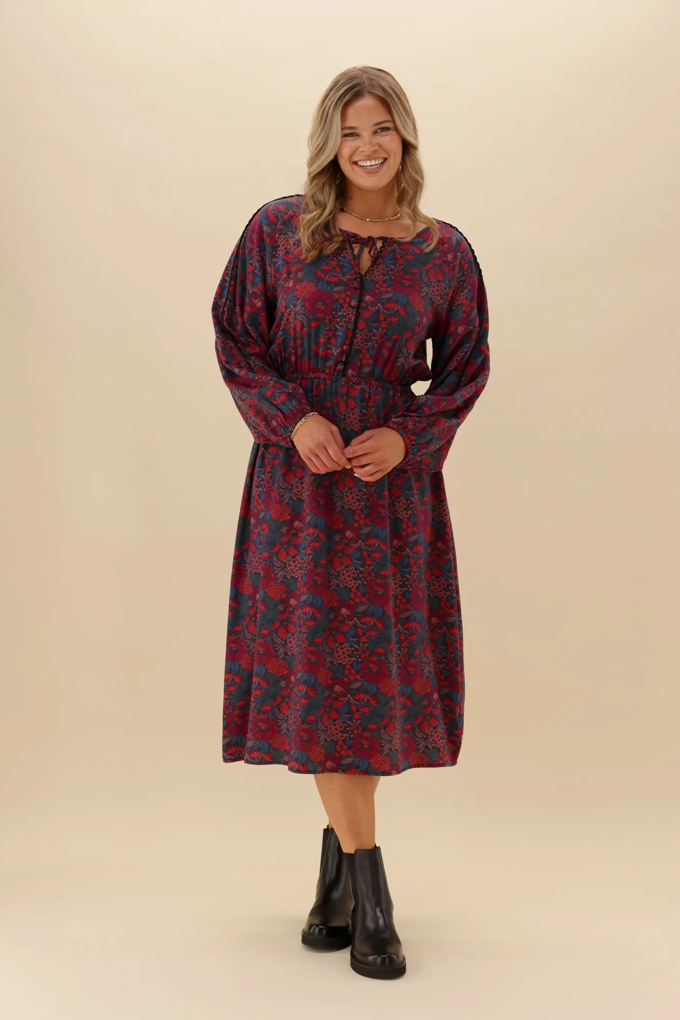 Gloss The Label Quaneil Shirred Waist Dress Twilight Floral - Image 5