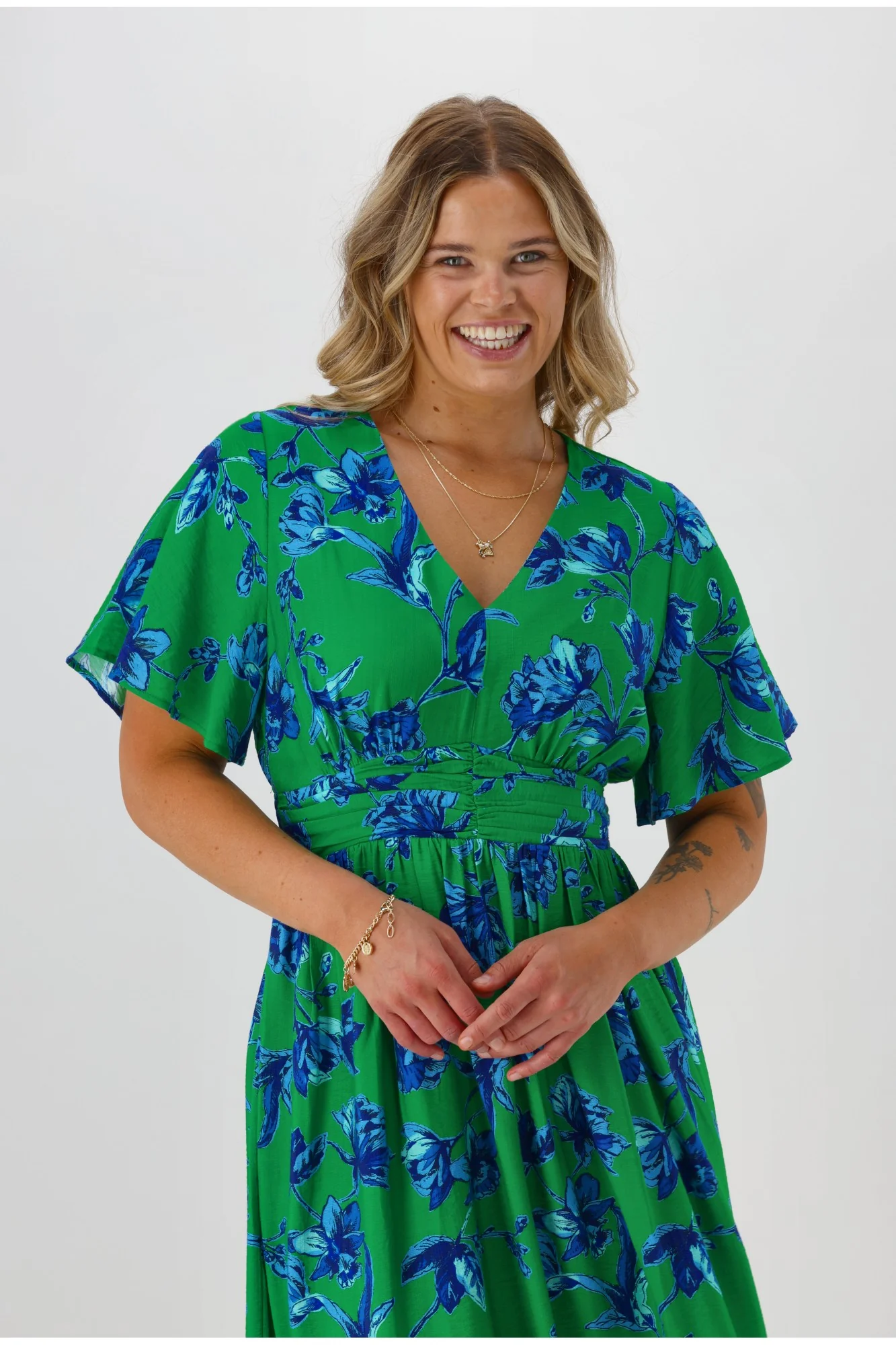 Gloss The Label Rohan Flutter Sleeve Dress Green Floral - Image 2