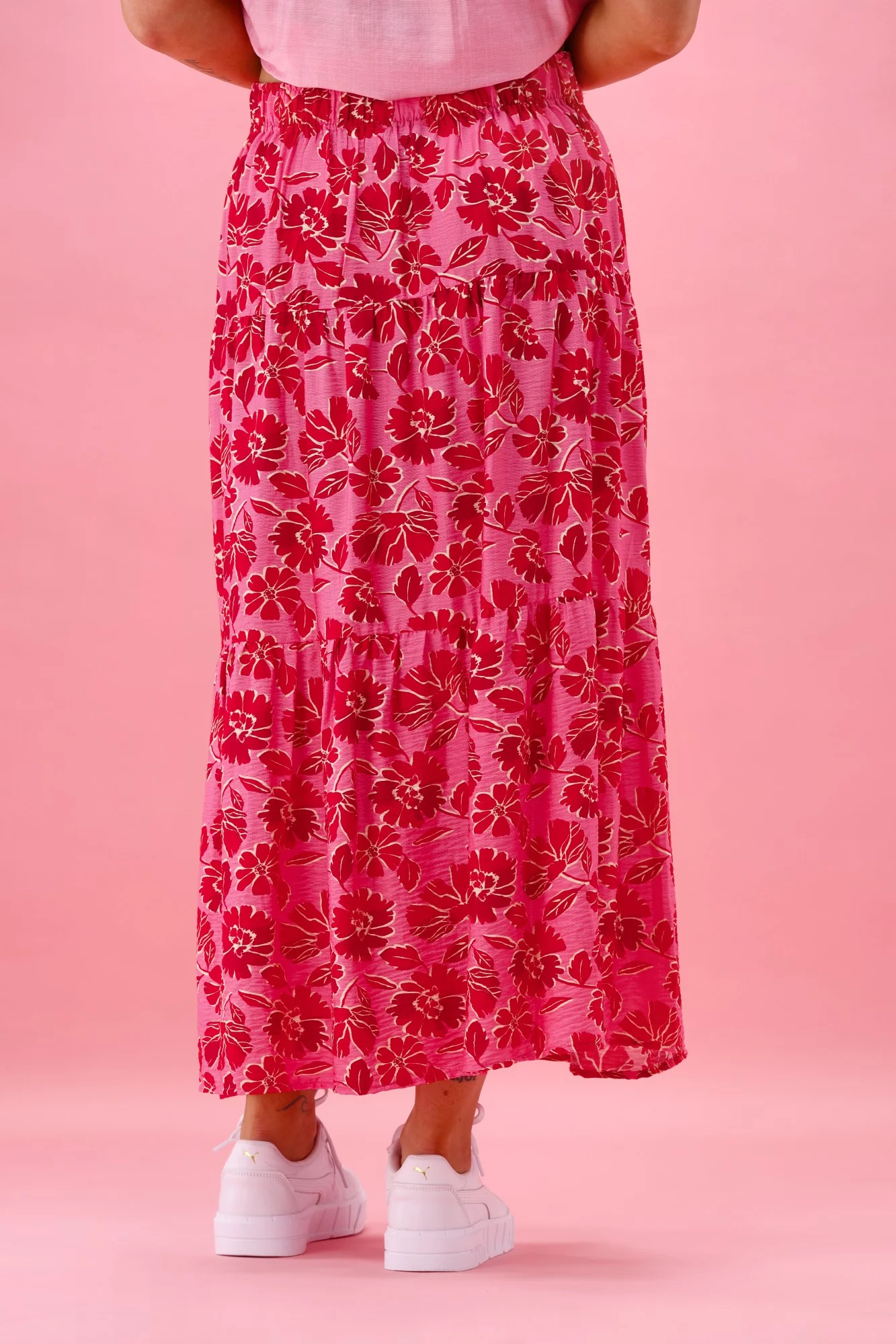 Gloss The Label Rosalie Tiered Skirt Red Pink Floral - Image 10