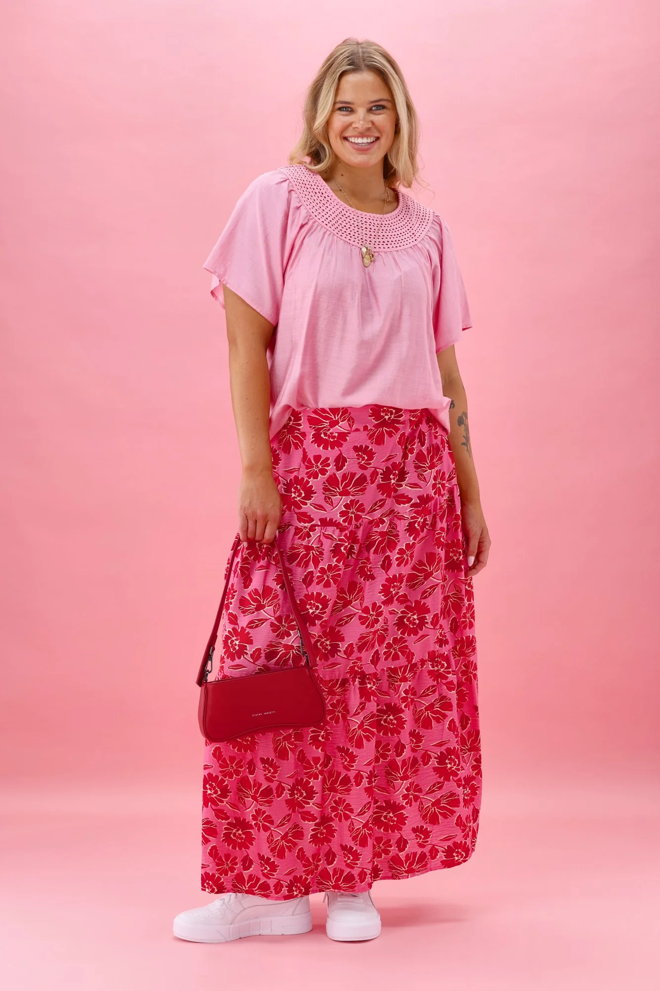 Gloss The Label Rosalie Tiered Skirt Red Pink Floral - Image 5