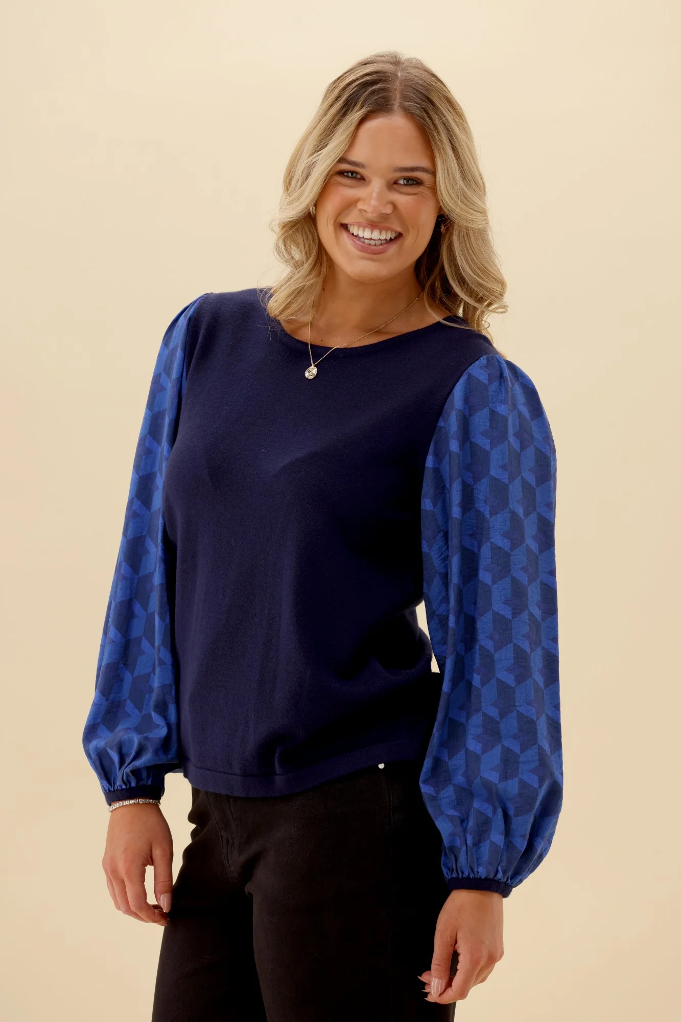 Gloss The Label Sable Top Navy Geo print - Image 2