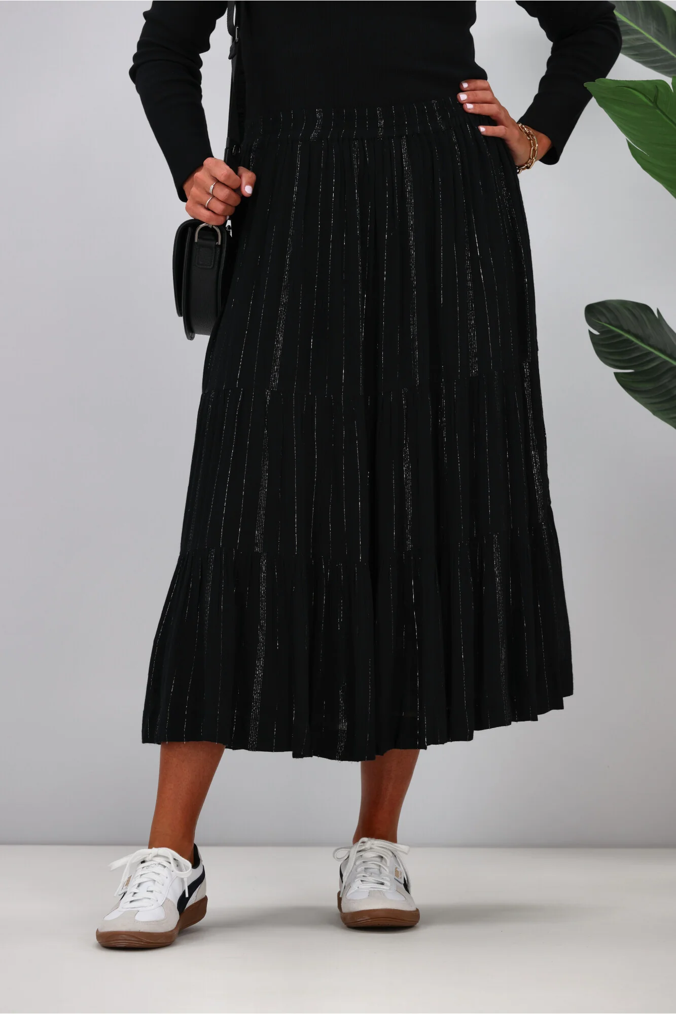 Gloss The Label Senora Maxi Skirt Black Lurex - Image 2