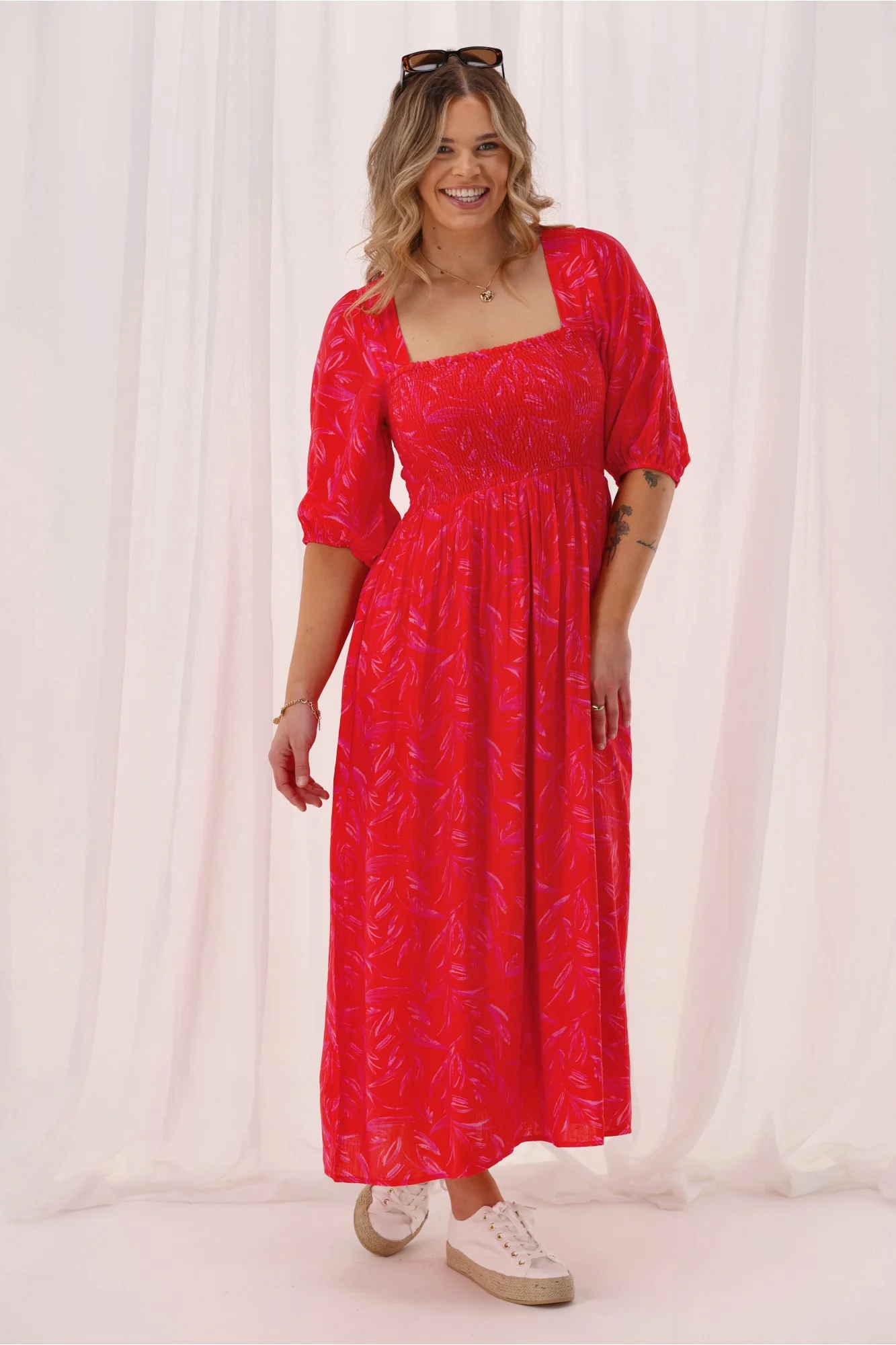 Gloss The Label Solene Dress Orange And Pink Print - Image 4