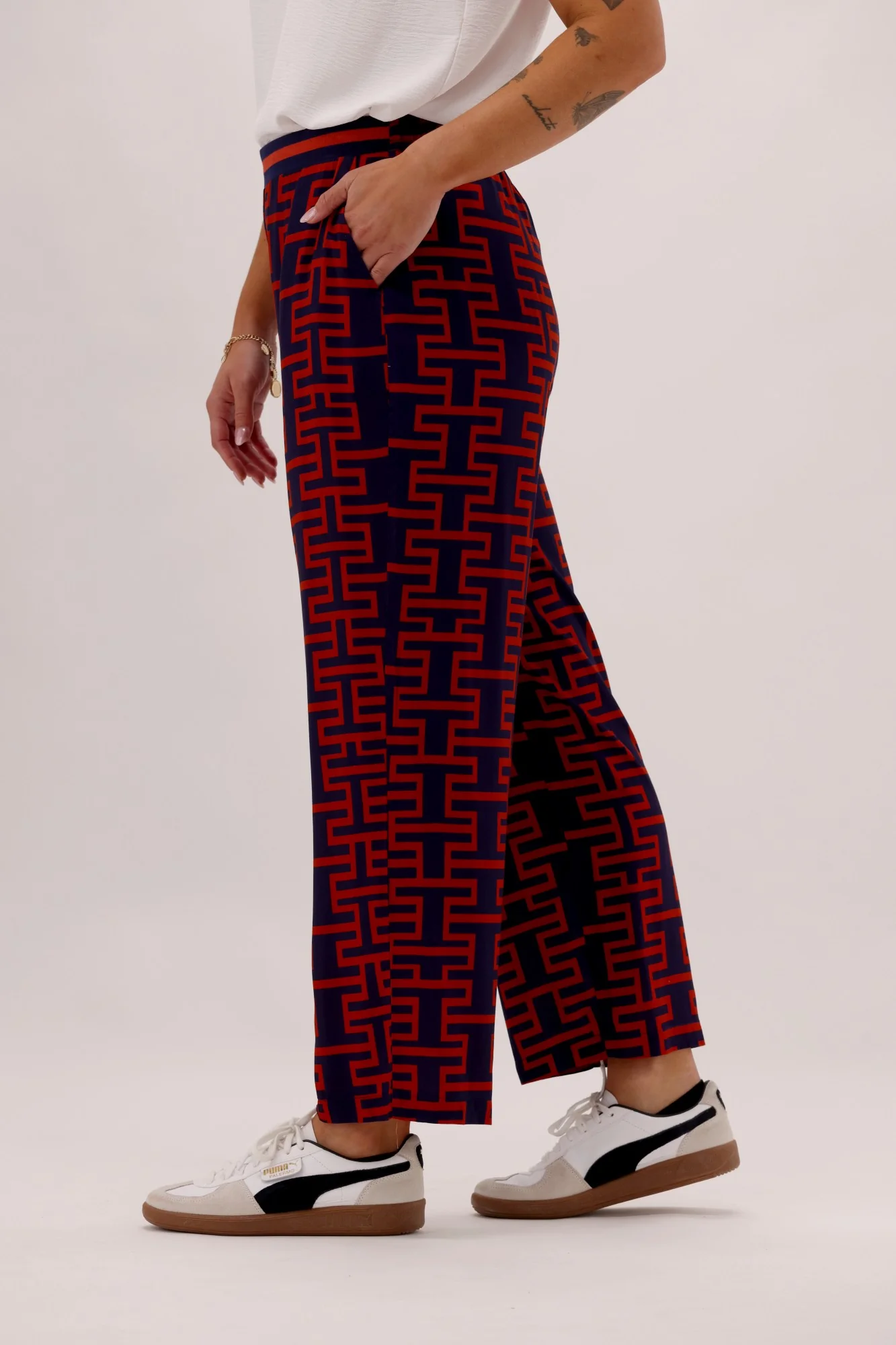Gloss The Label Solstice Pant Navy Rust Geo Print - Image 4