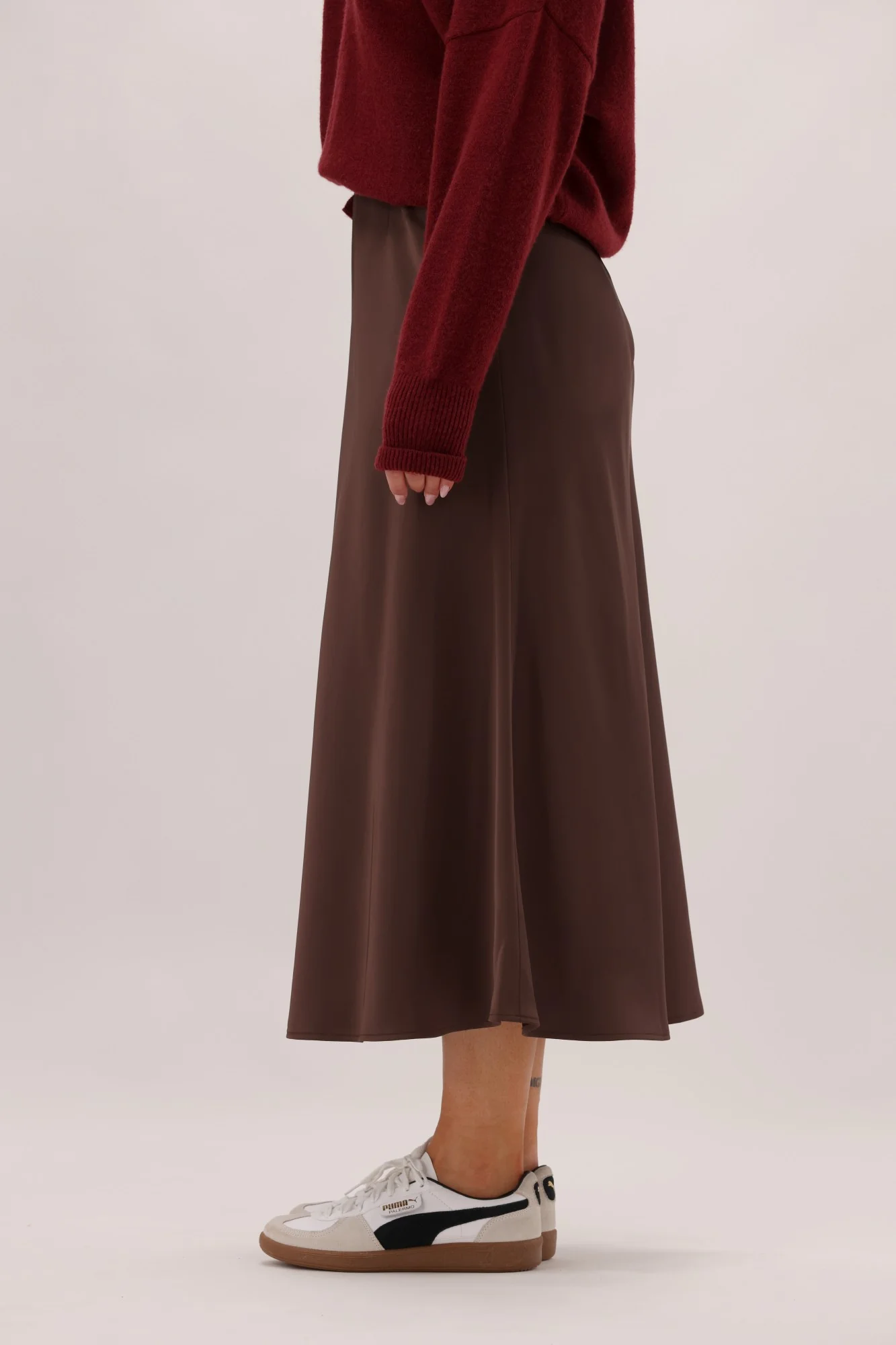 Gloss The Label Sulley Satin Skirt Chocolate - Image 6