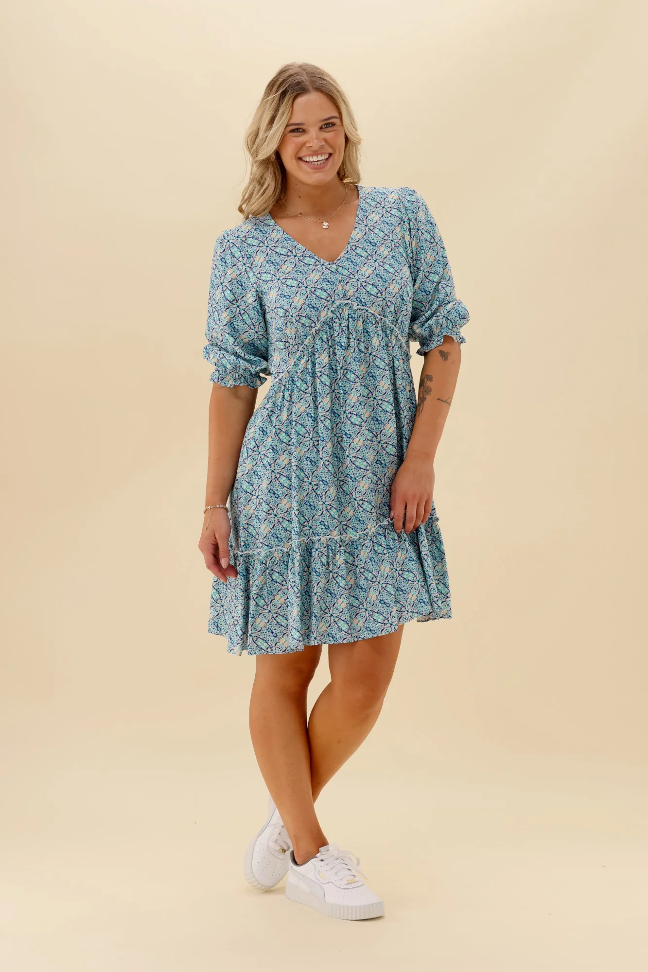 Gloss The Label Talephi Dress Blue Print - Image 6