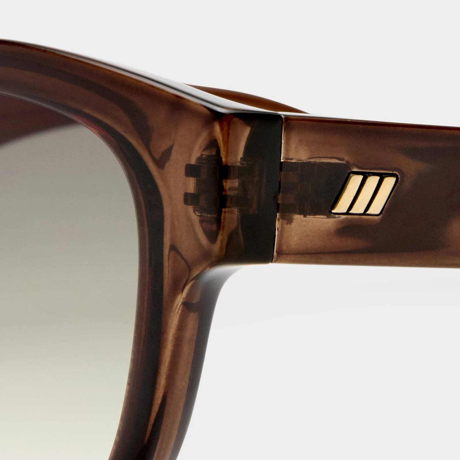 Le Specs Majestic Sunglasses Coco Khaki Grad - Image 4