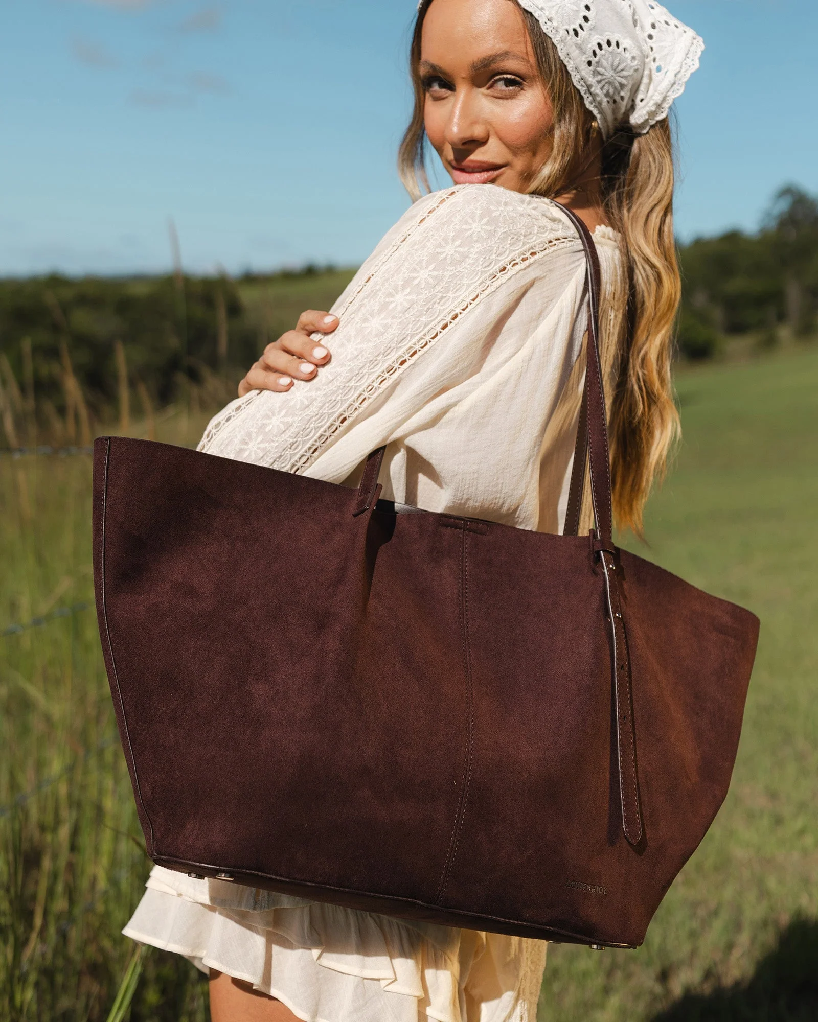 Louenhide Sawyer Suedette Tote Bag Chocolate - Image 2