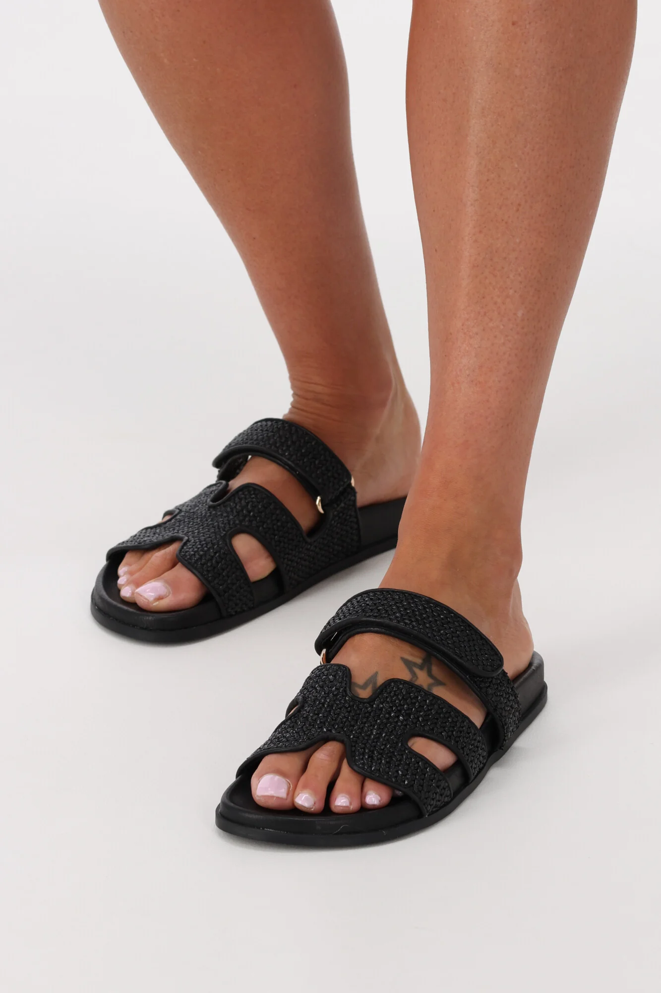Mollini Hayzlen Slide Black - Image 2