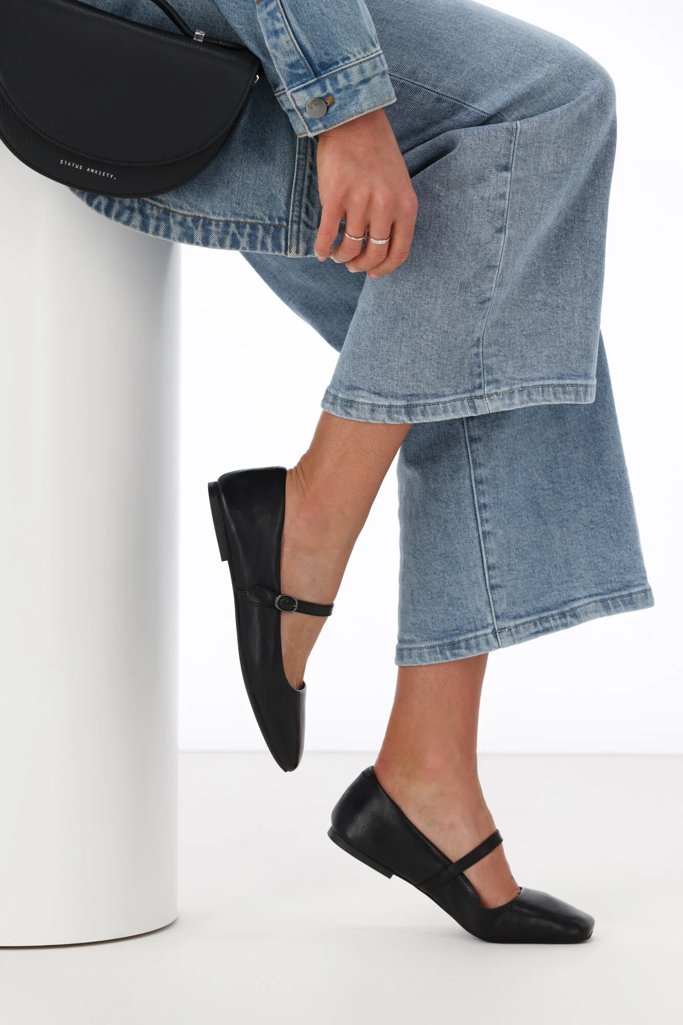 Mollini Tokena Black Leather Flats - Image 9