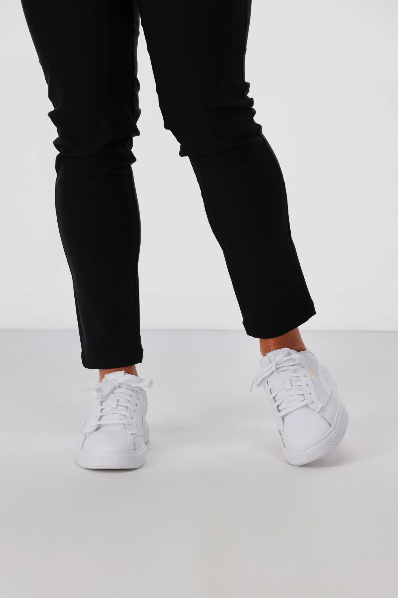 Puma Laijla Leather Womens White - Image 11