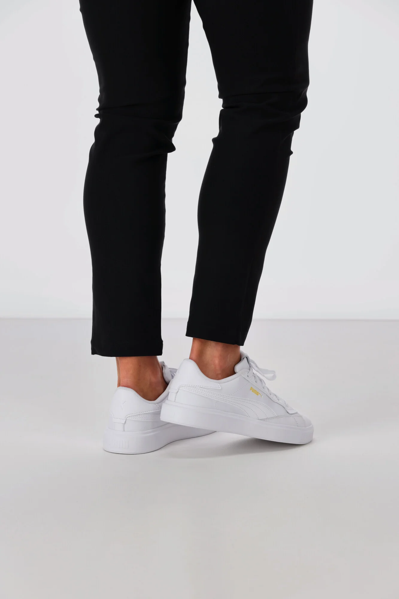 Puma Laijla Leather Womens White - Image 9
