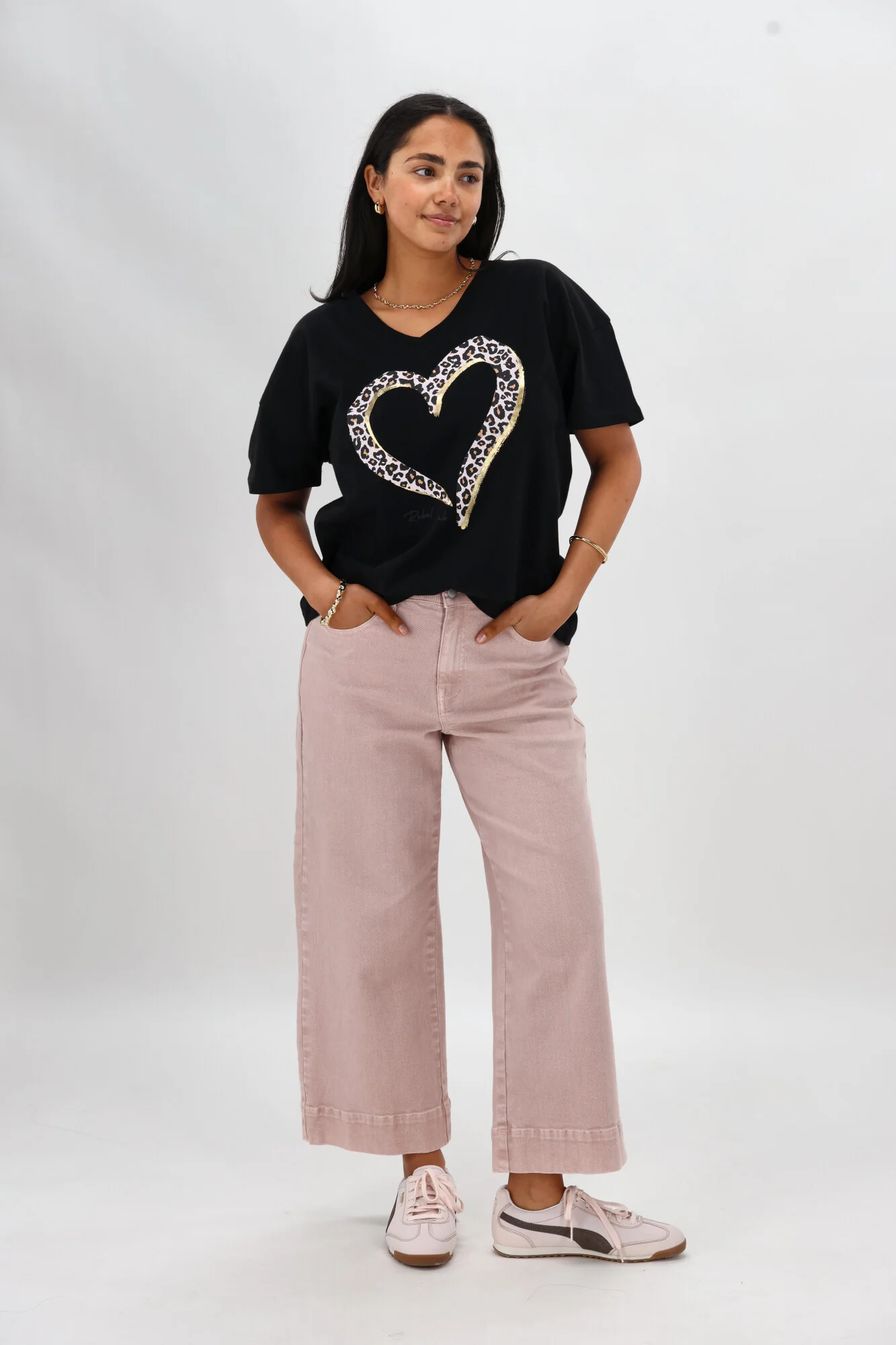Rebel Club Brushed Heart Relaxed V Tee Black - Image 4