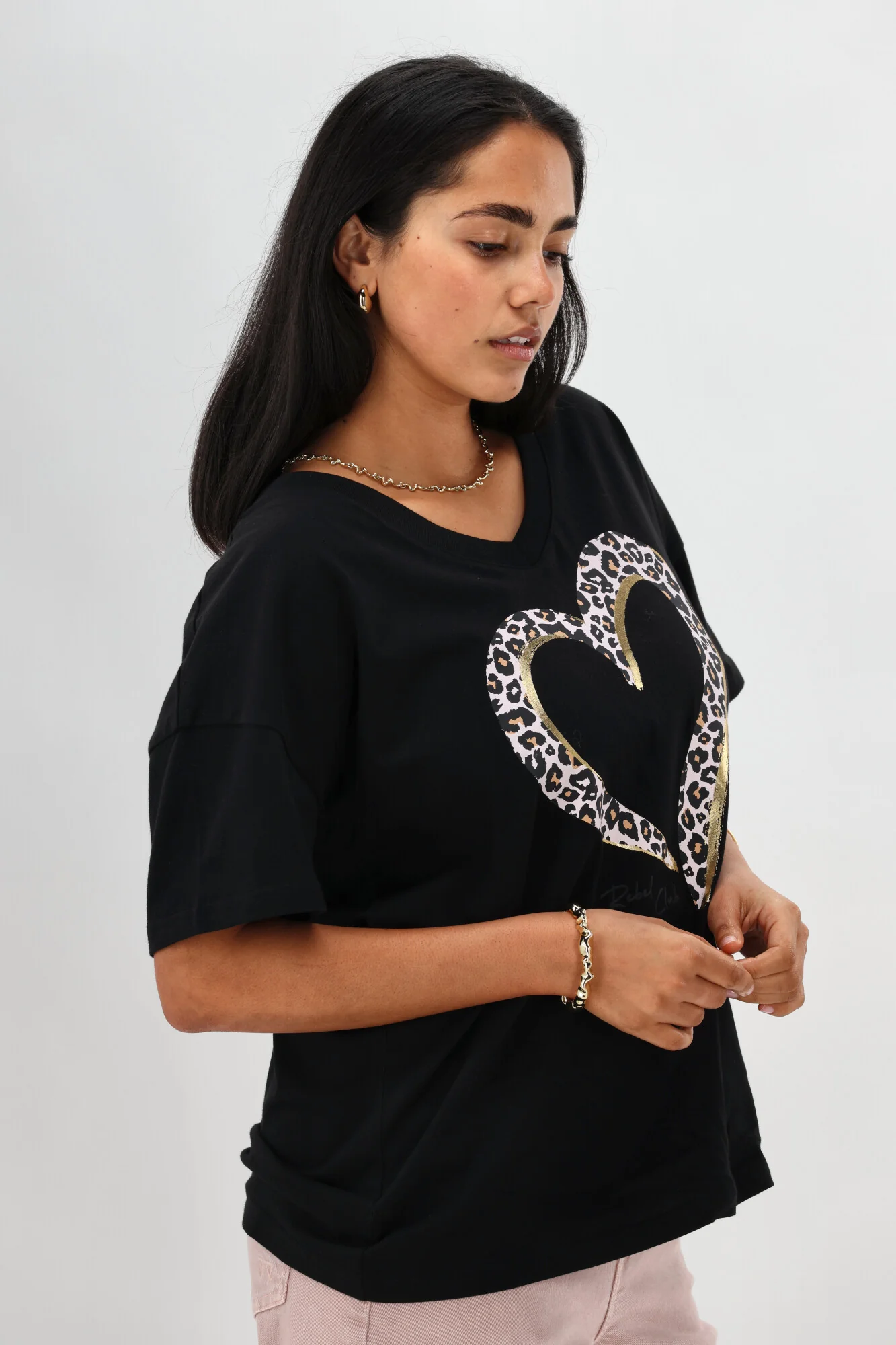 Rebel Club Brushed Heart Relaxed V Tee Black - Image 5