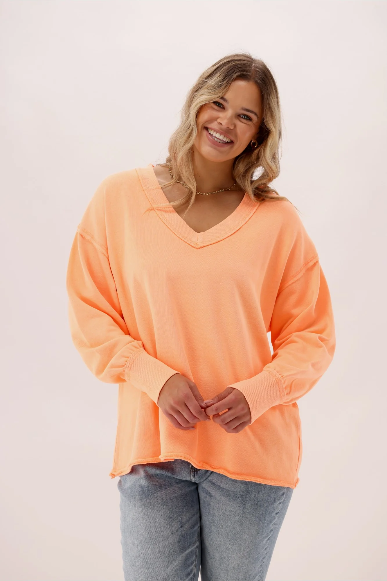Rebel Club Easy V Sweat Orange - Image 2