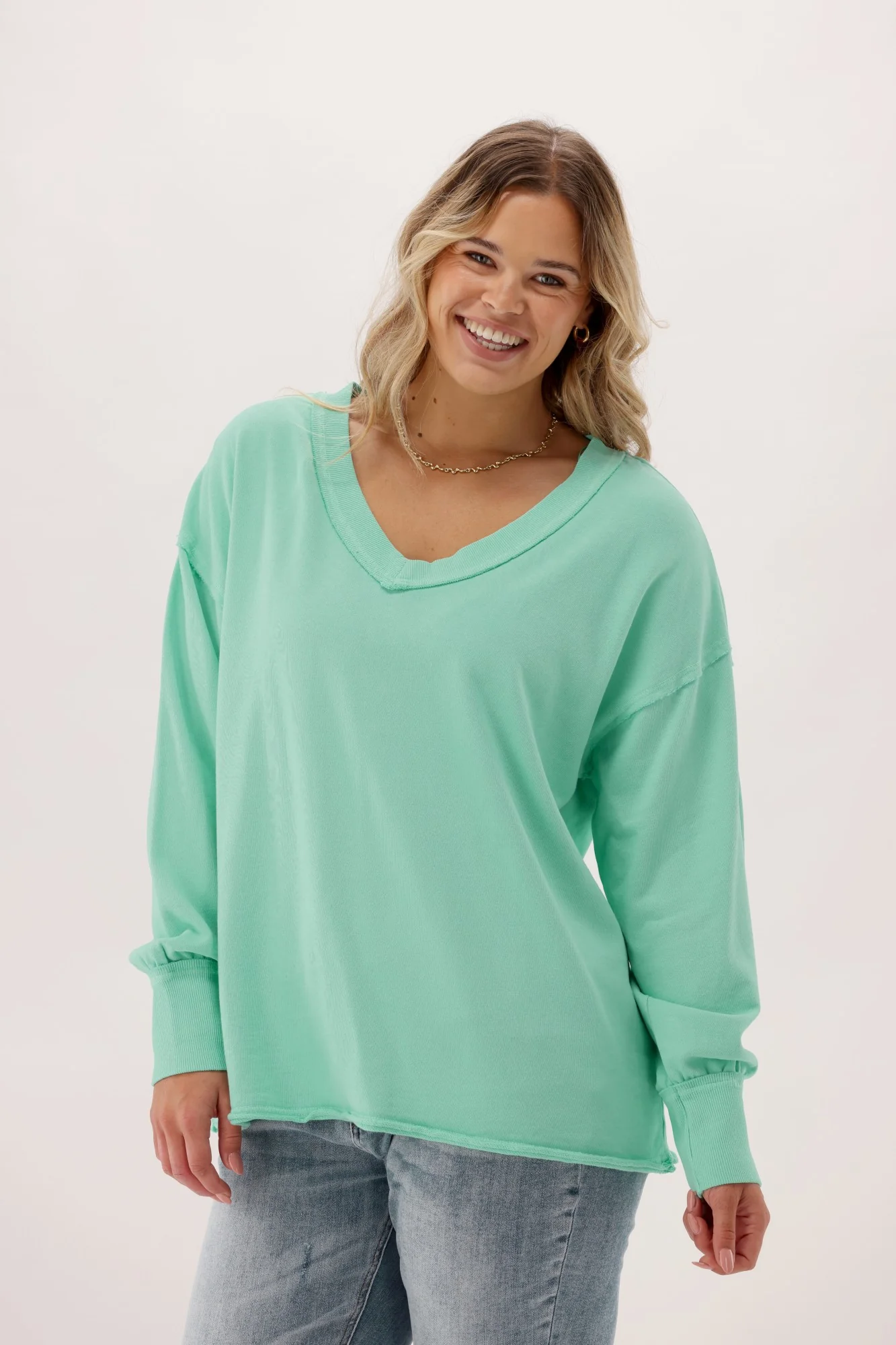 Rebel Club Easy V Sweat Aqua