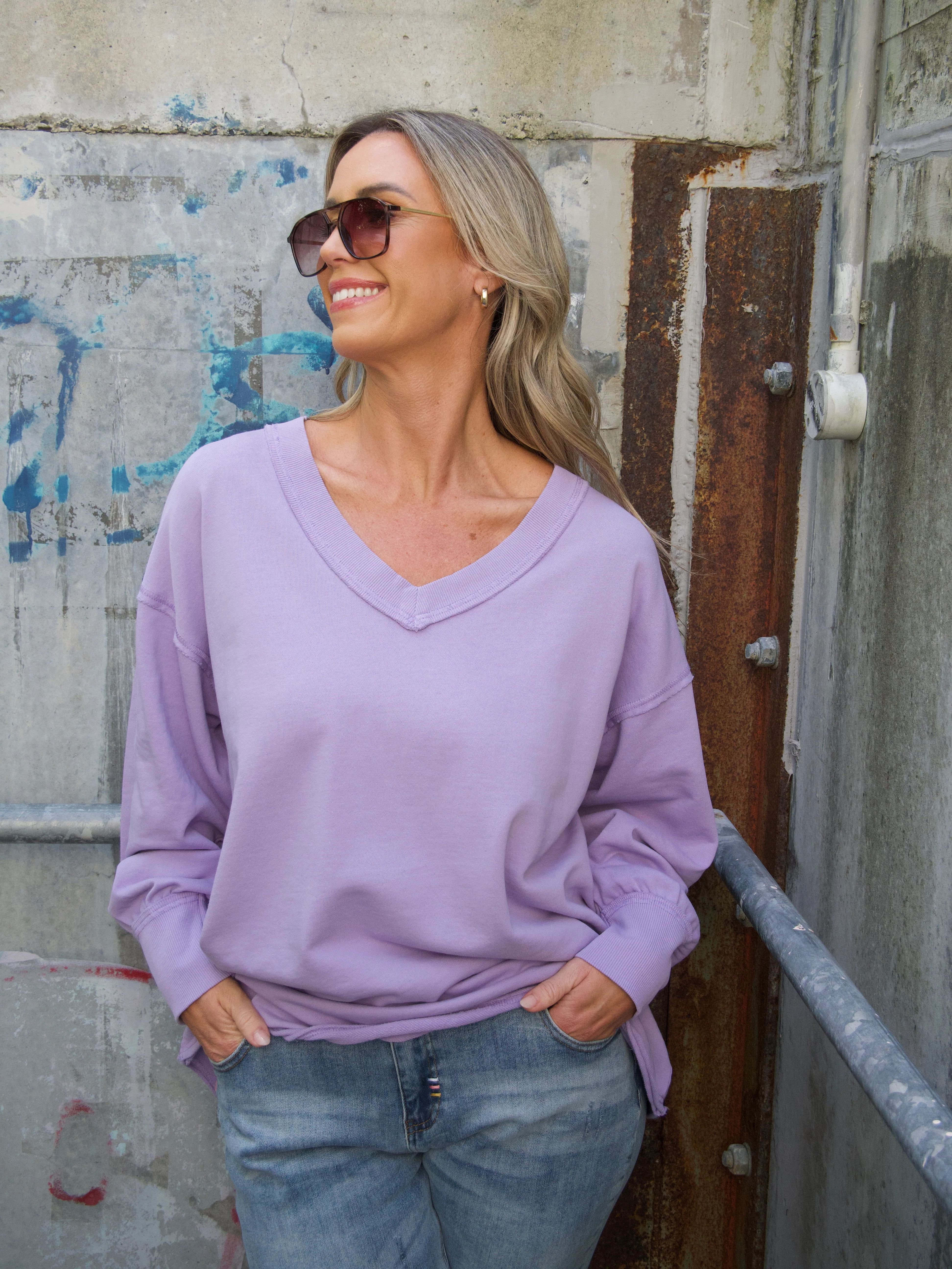 Rebel Club Easy V Sweat Lilac - Image 2