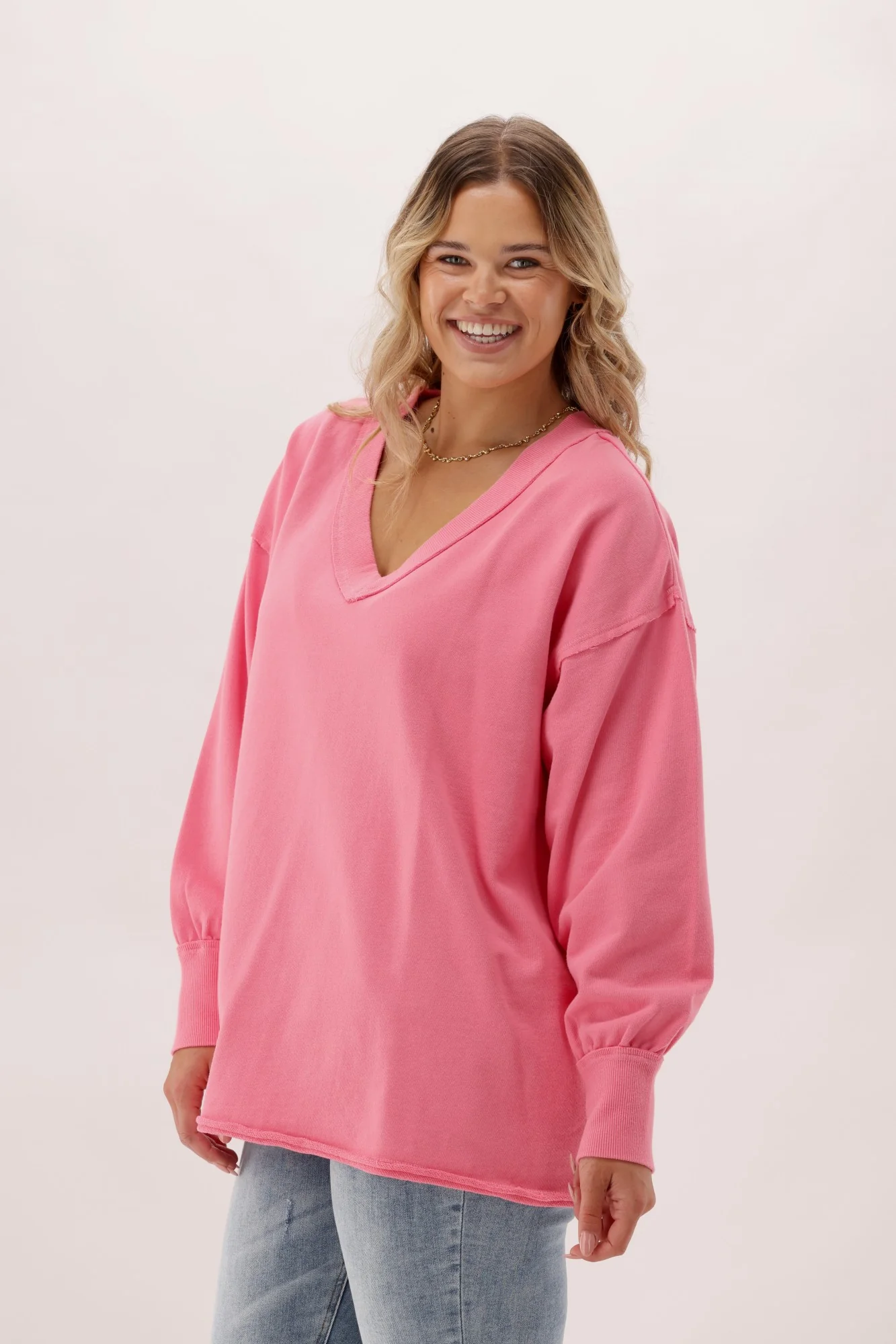 Rebel Club Easy V Sweat Pink - Image 3