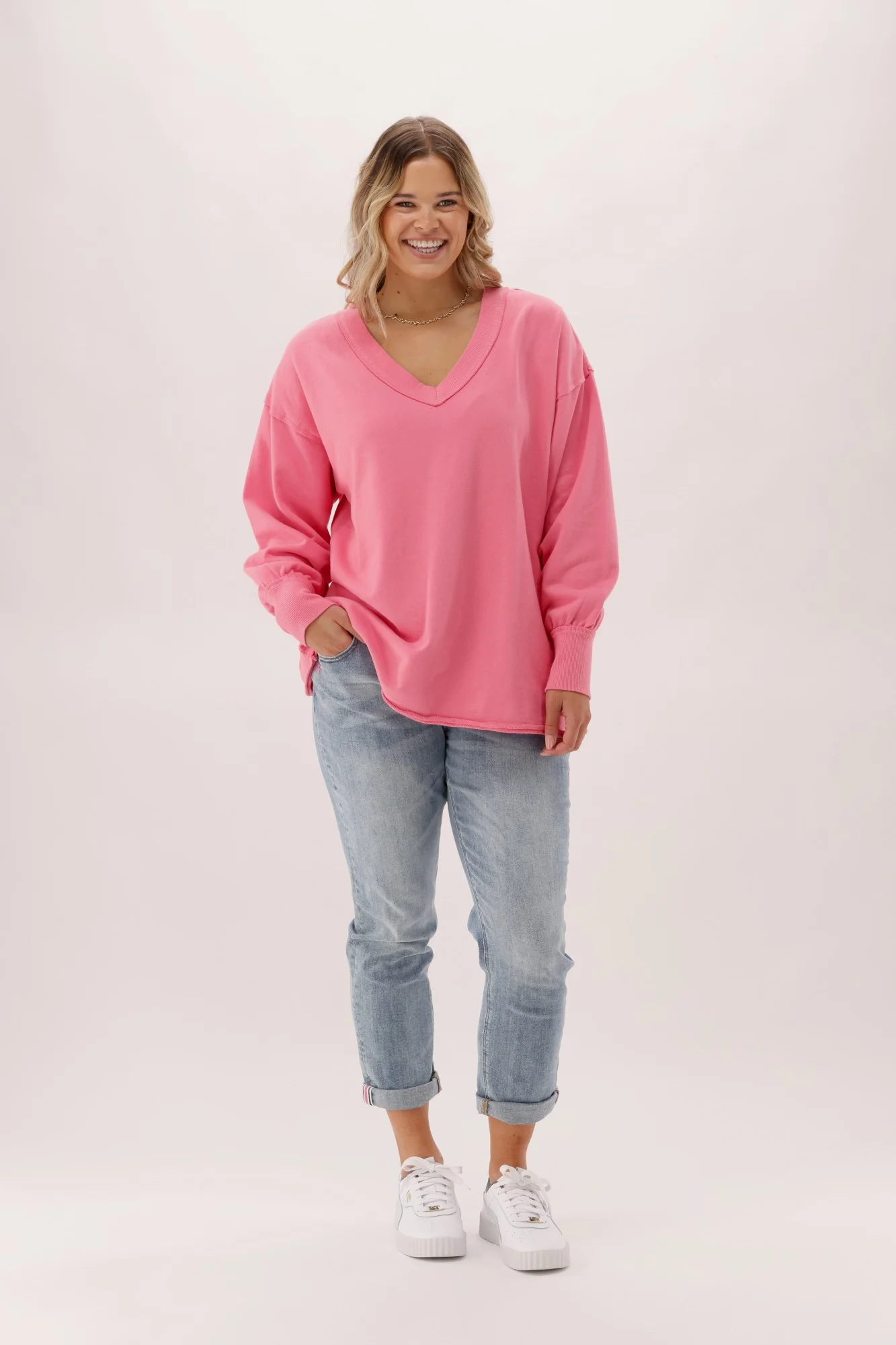 Rebel Club Easy V Sweat Pink - Image 5