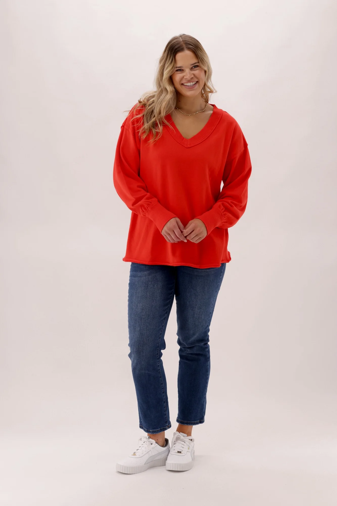 Rebel Club Easy V Sweat Red - Image 4