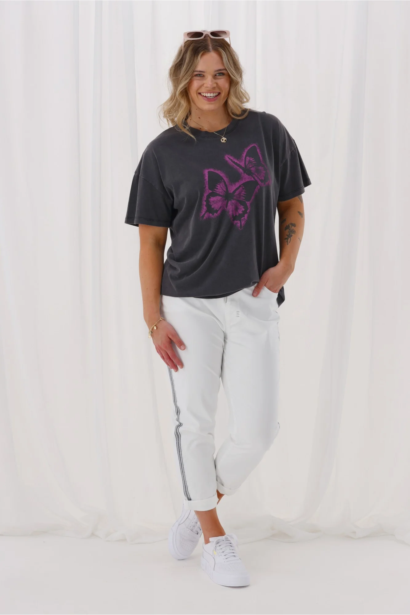 Rebel Club Fly Boyfriend Tee Washed Black - Image 4
