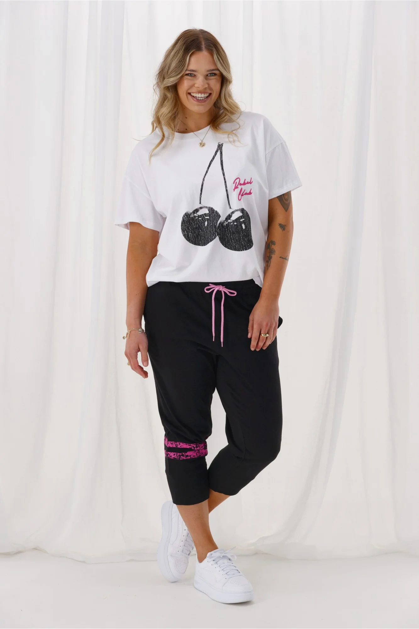 Rebel Club Half Time 3/4 Jogger Black Pink Stripe - Image 4