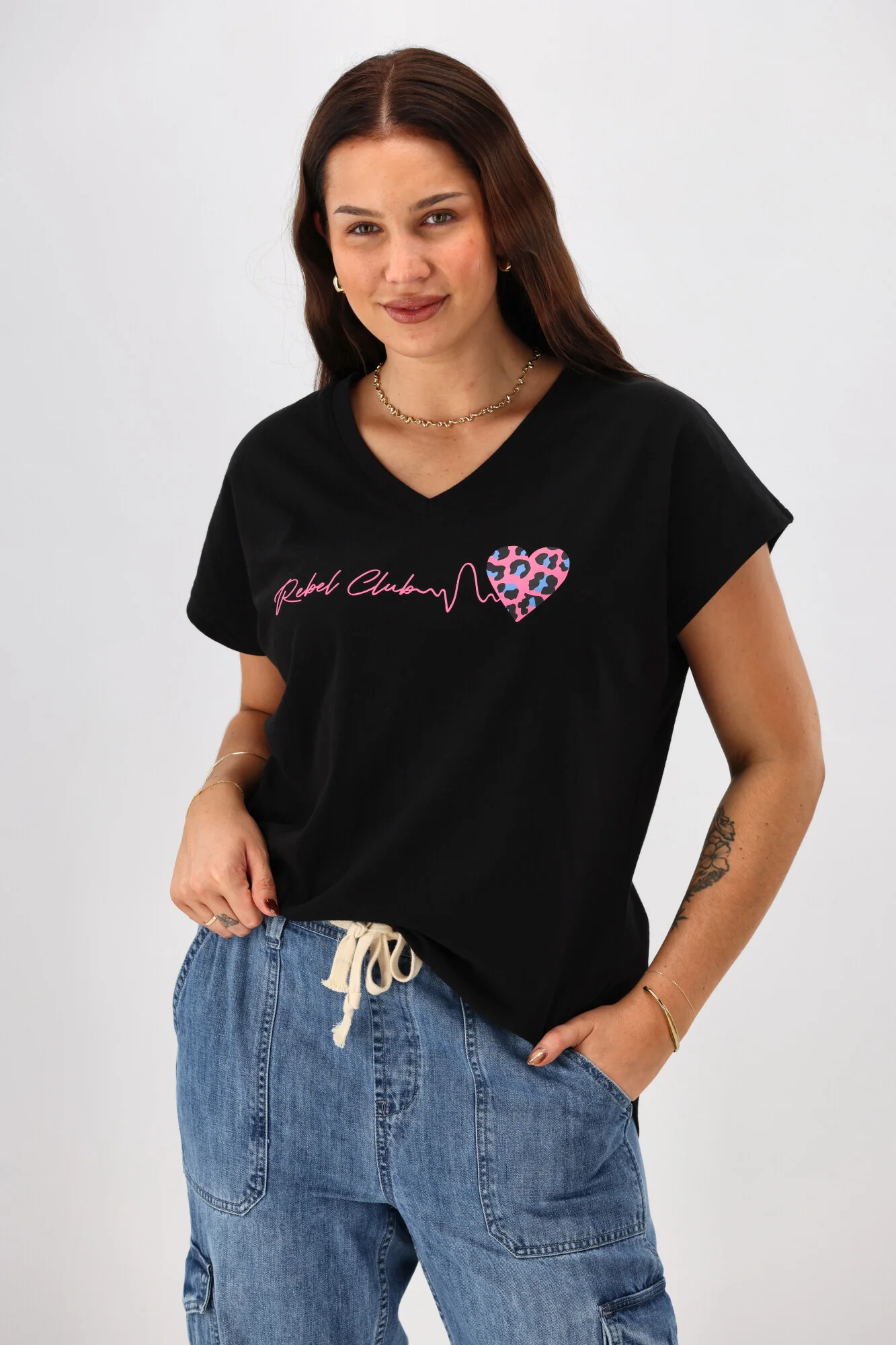 Rebel Club Heartbeat V Tee Black - Image 2