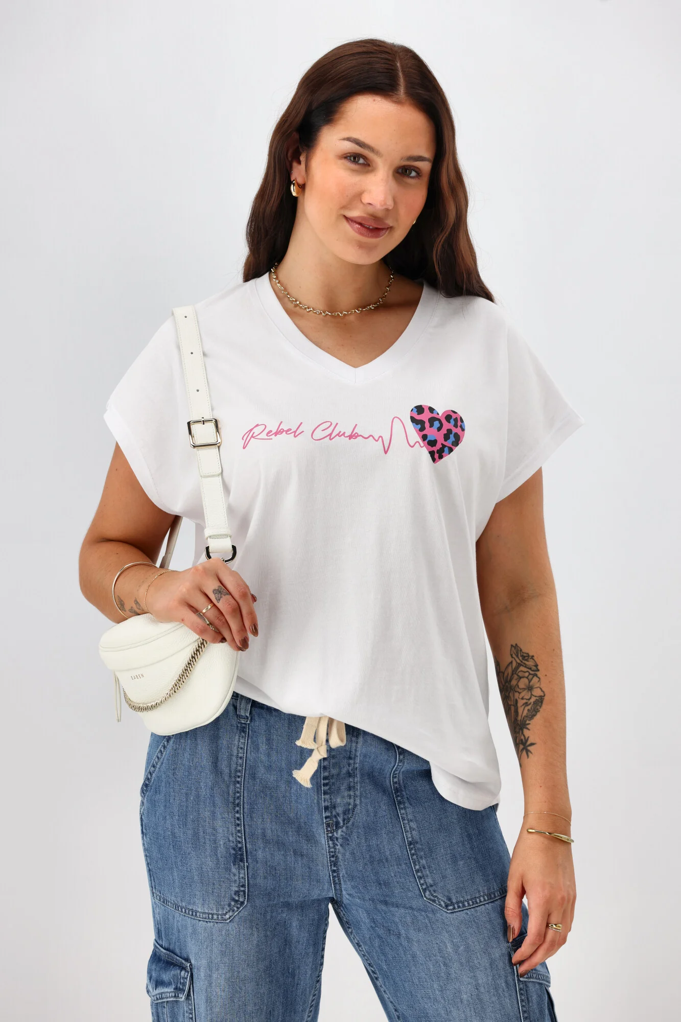 Rebel Club Heartbeat V Tee White - Image 5
