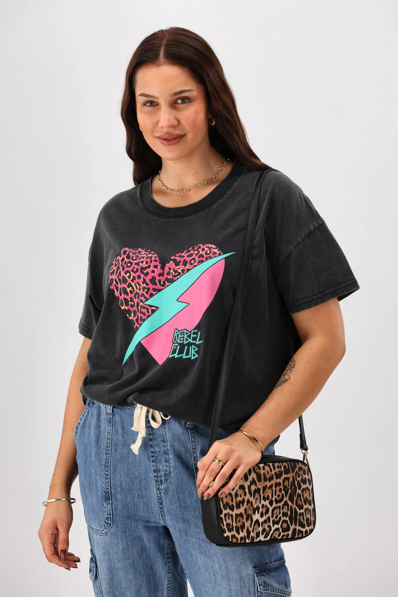 Rebel Club Lighting Love Tee Acid Black - Image 5