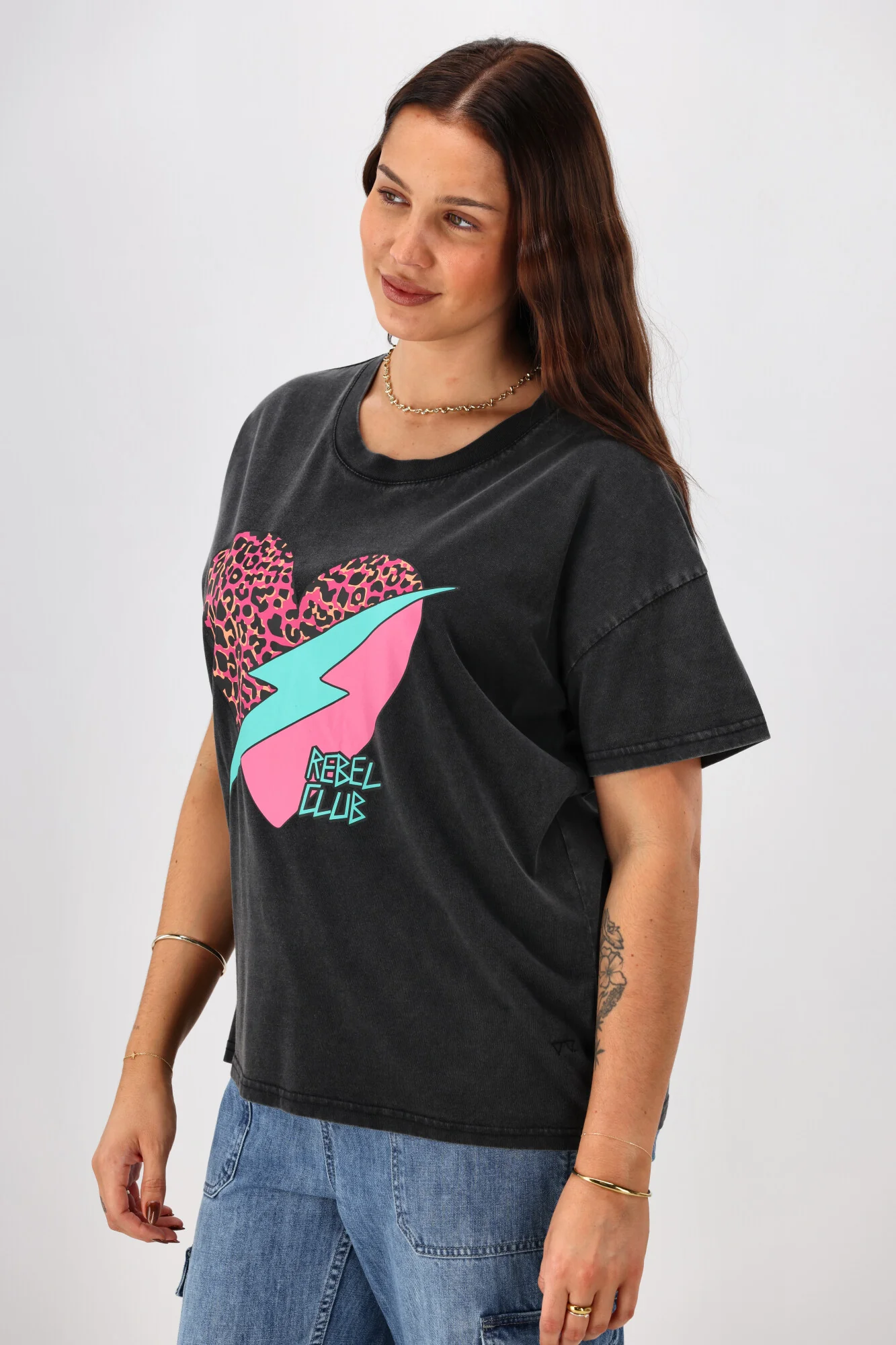 Rebel Club Lighting Love Tee Acid Black - Image 6