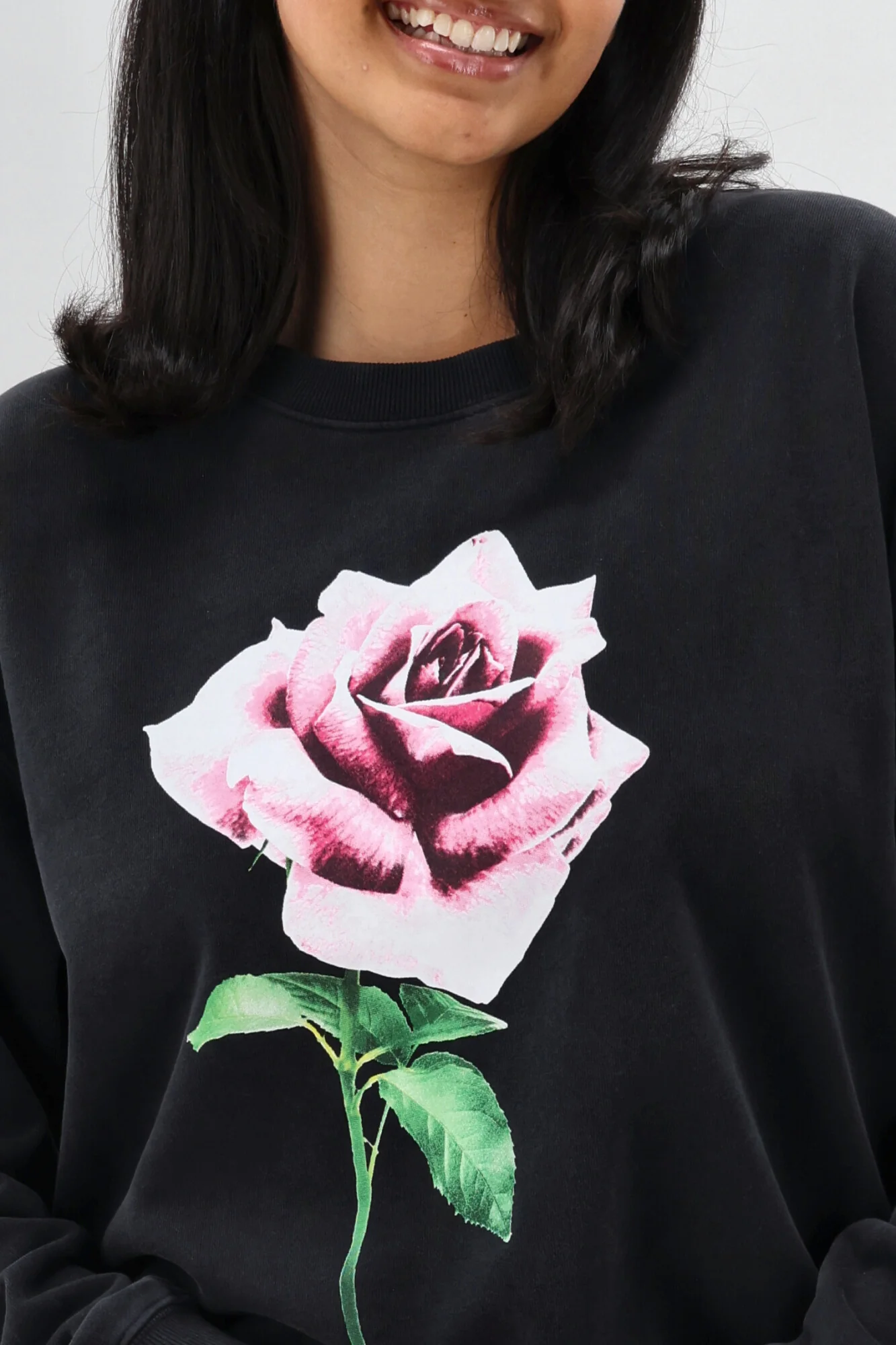 Rebel Club Romance Rose Crew Washed Black - Image 7