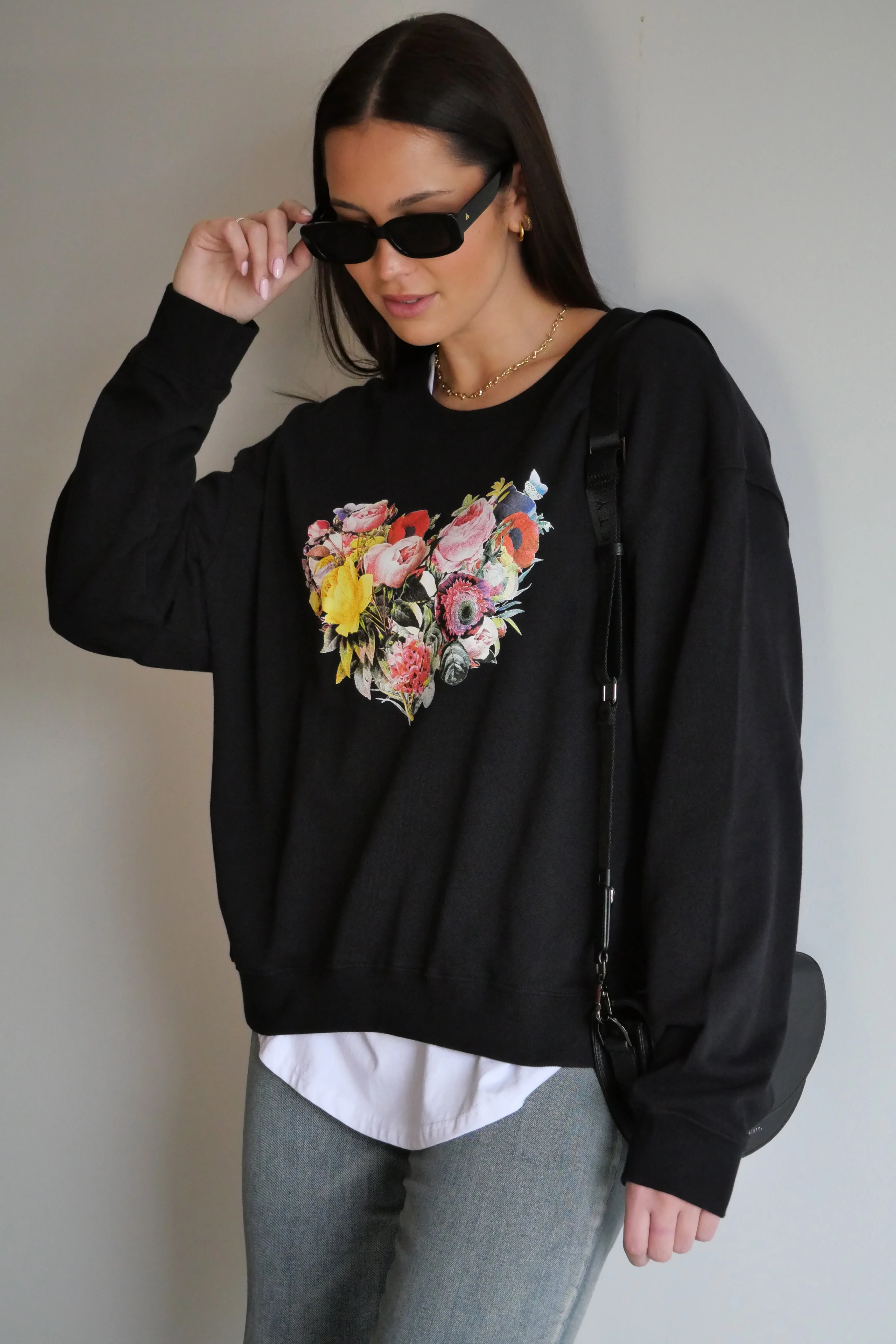 Rebel Club Vintage Floral Heart Black
