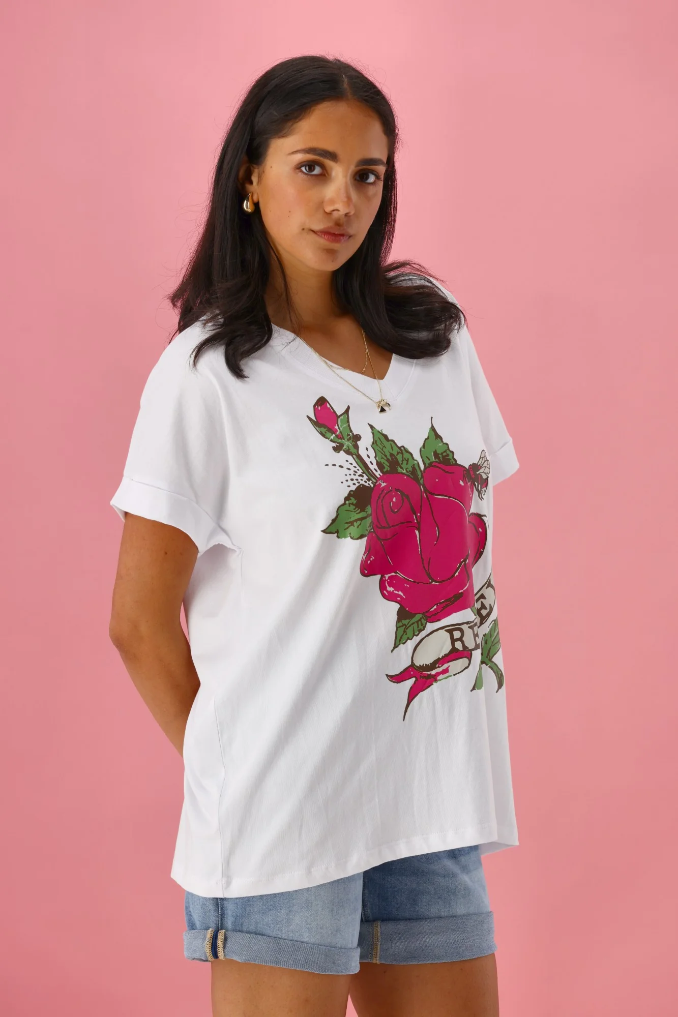 Rebel Club Vintage Rose Cuff V Tee White - Image 8