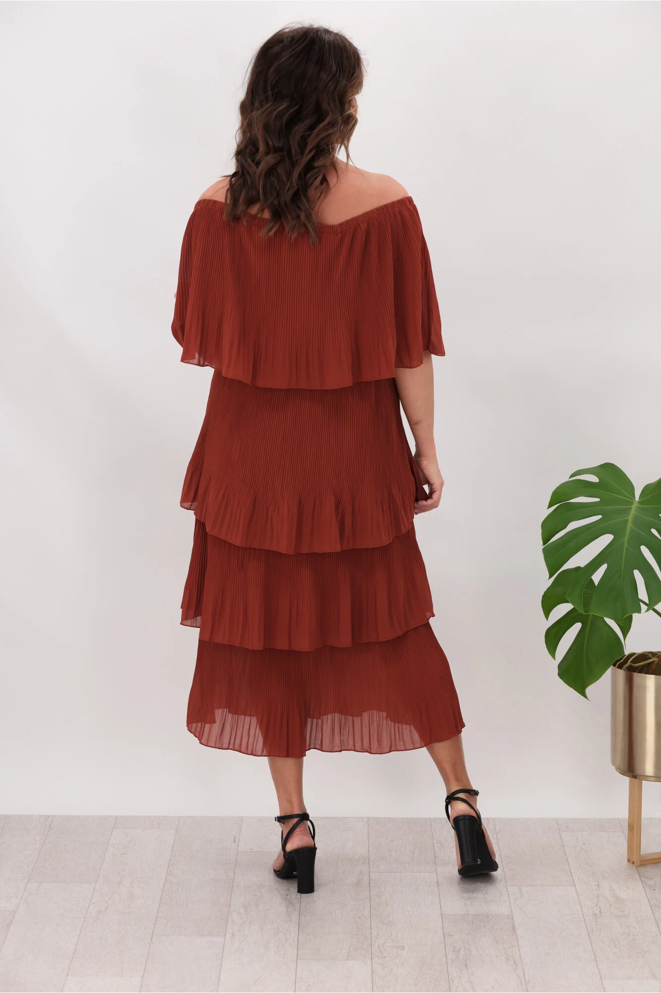 Sambara Abbie Pleated Layer Dress Rust - Image 8