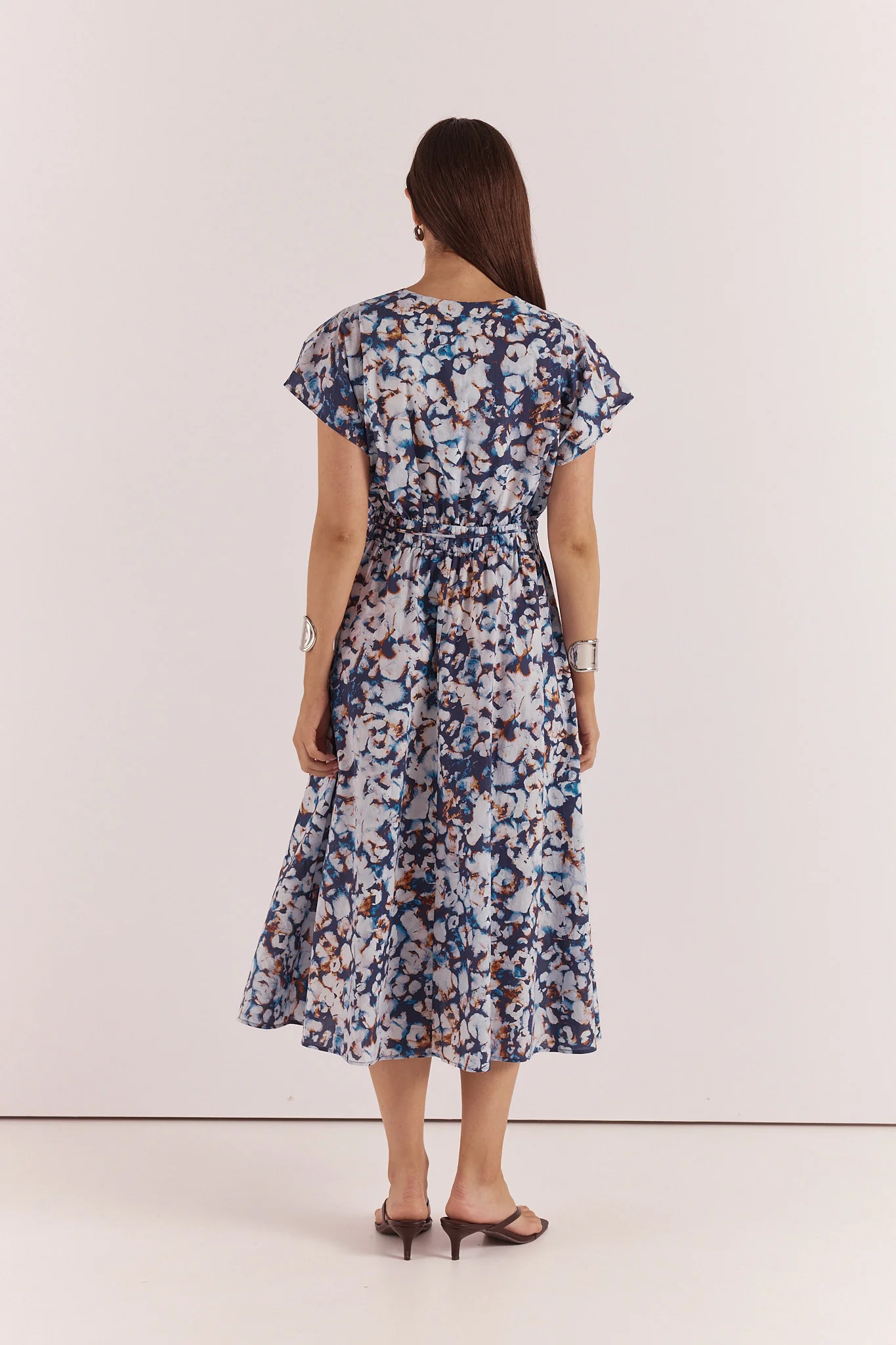 Sass Nazalia Tie Waist Dress Violet Floral - Image 3