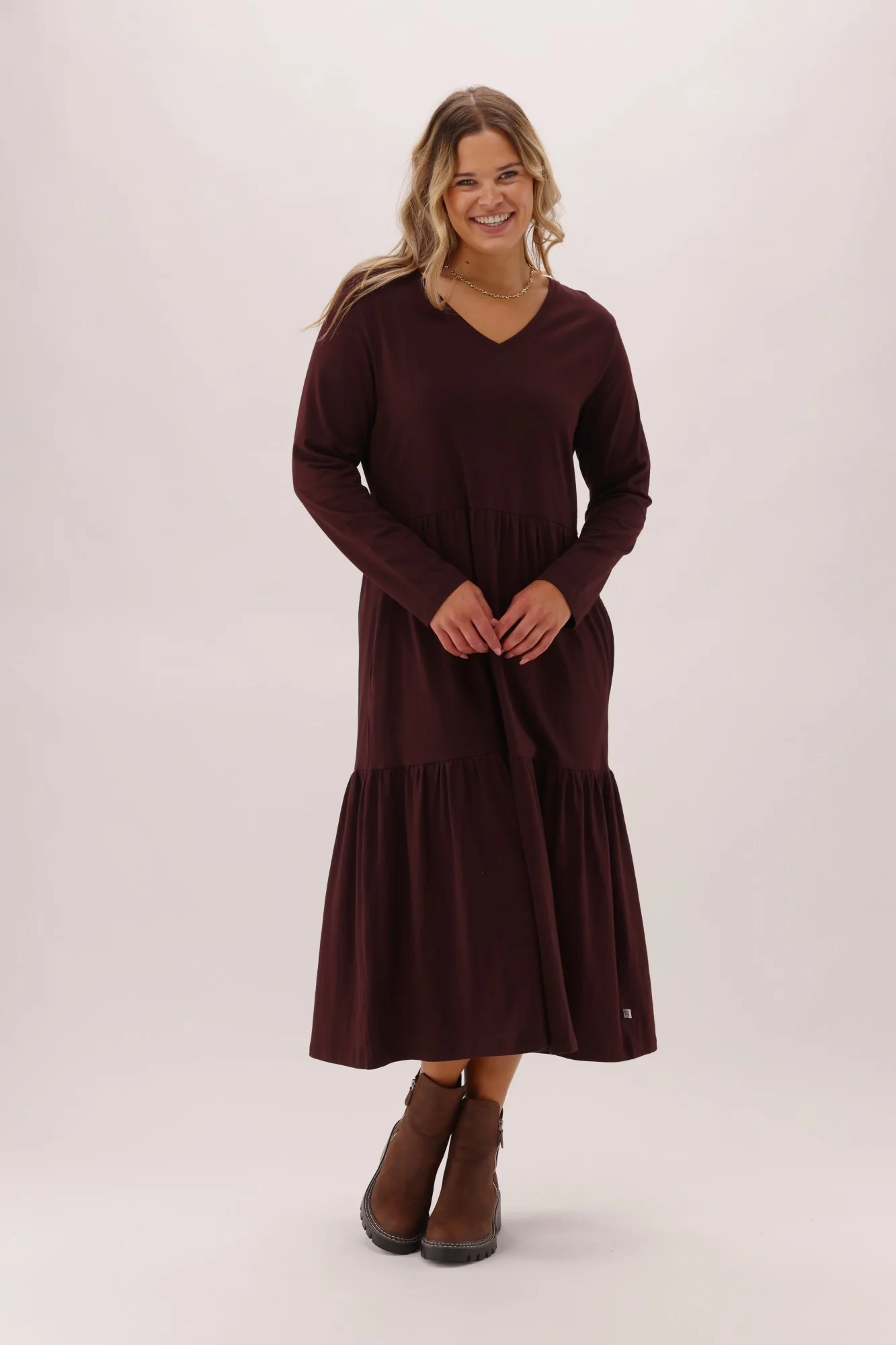 Shine On Essentials Long Sleeve Tiered Dress Chocolate - Image 4