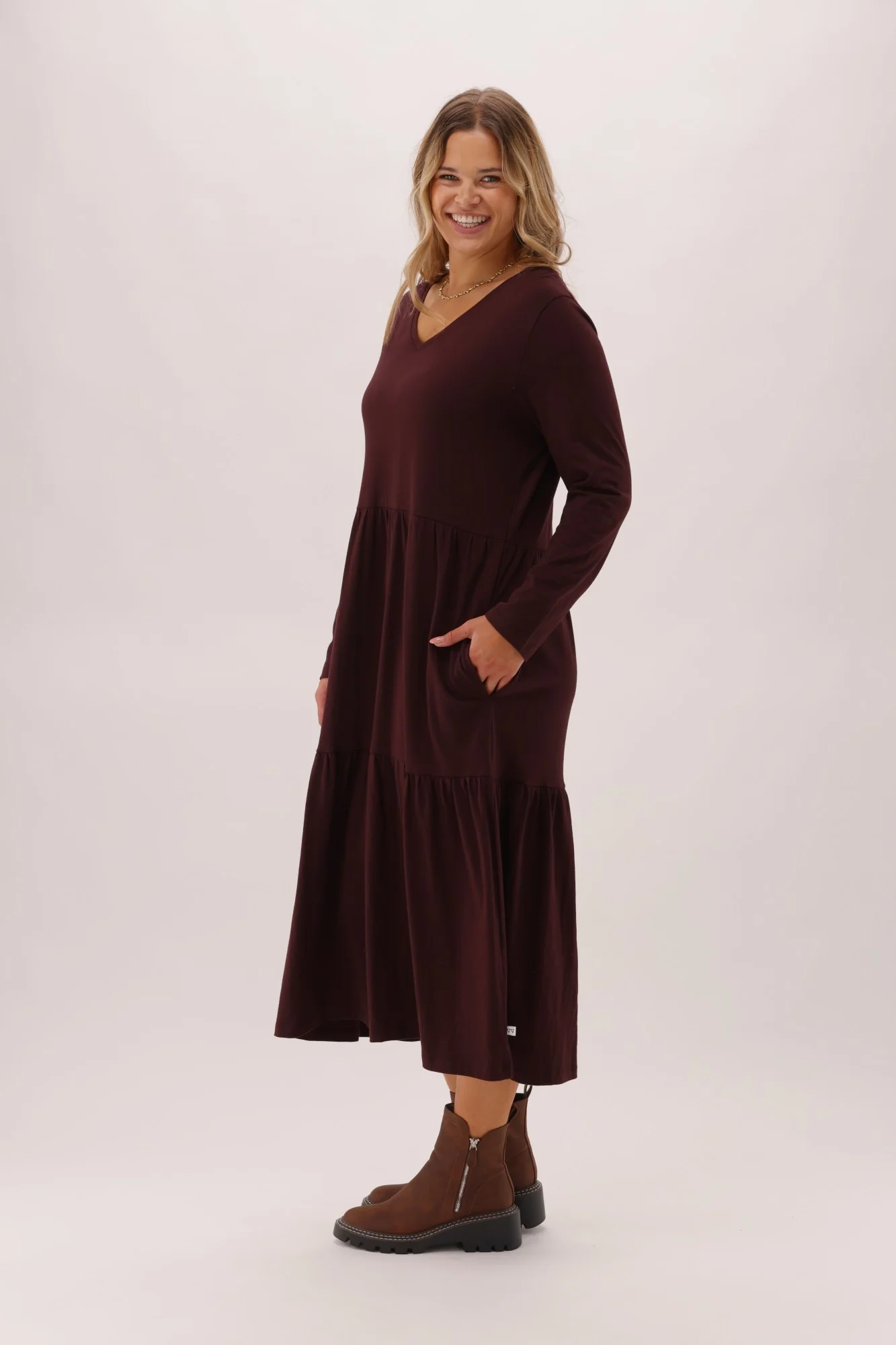 Shine On Essentials Long Sleeve Tiered Dress Chocolate - Image 7