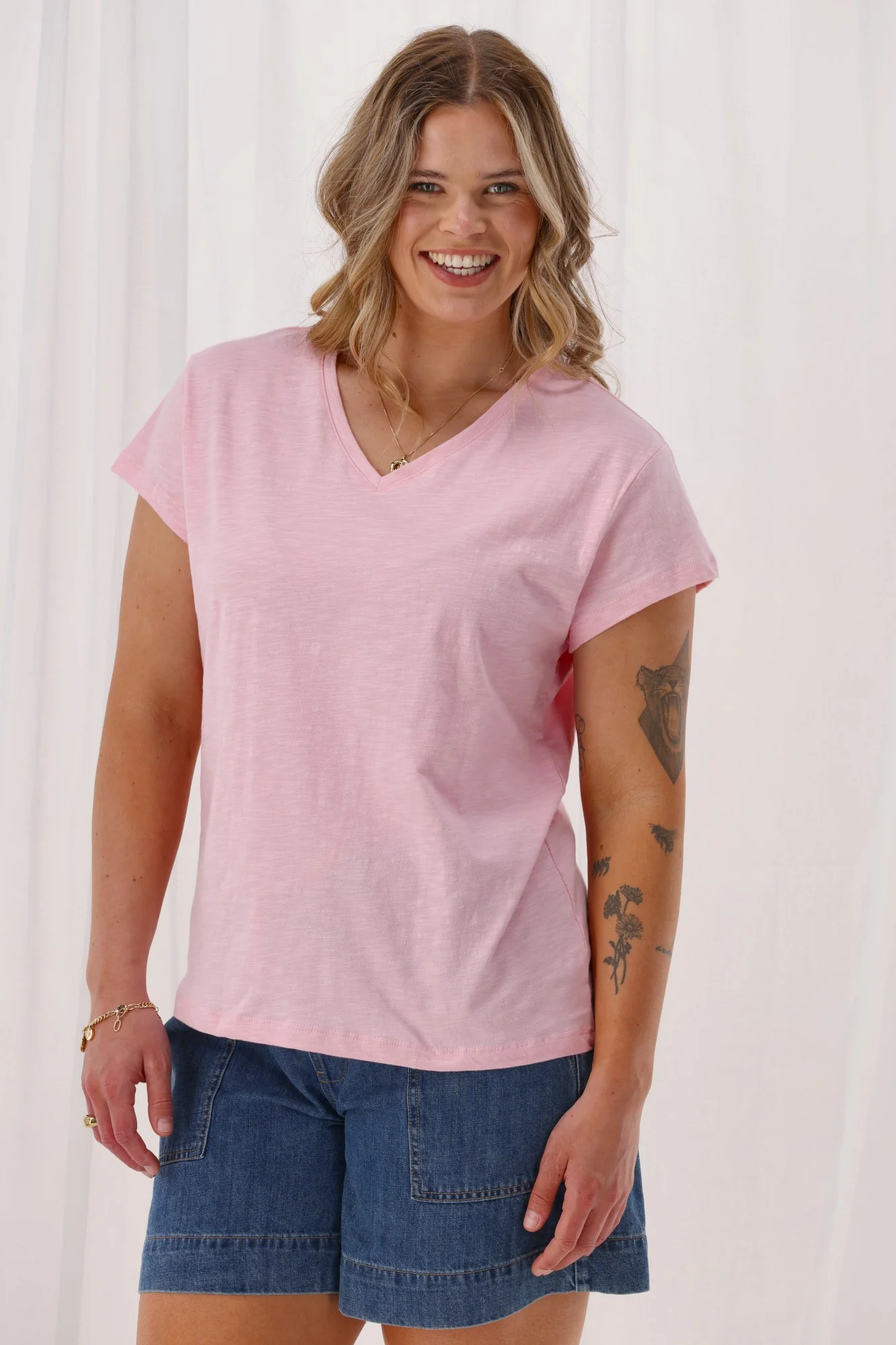 Shine On Essential Staple V Neck Tee Pink - Image 5