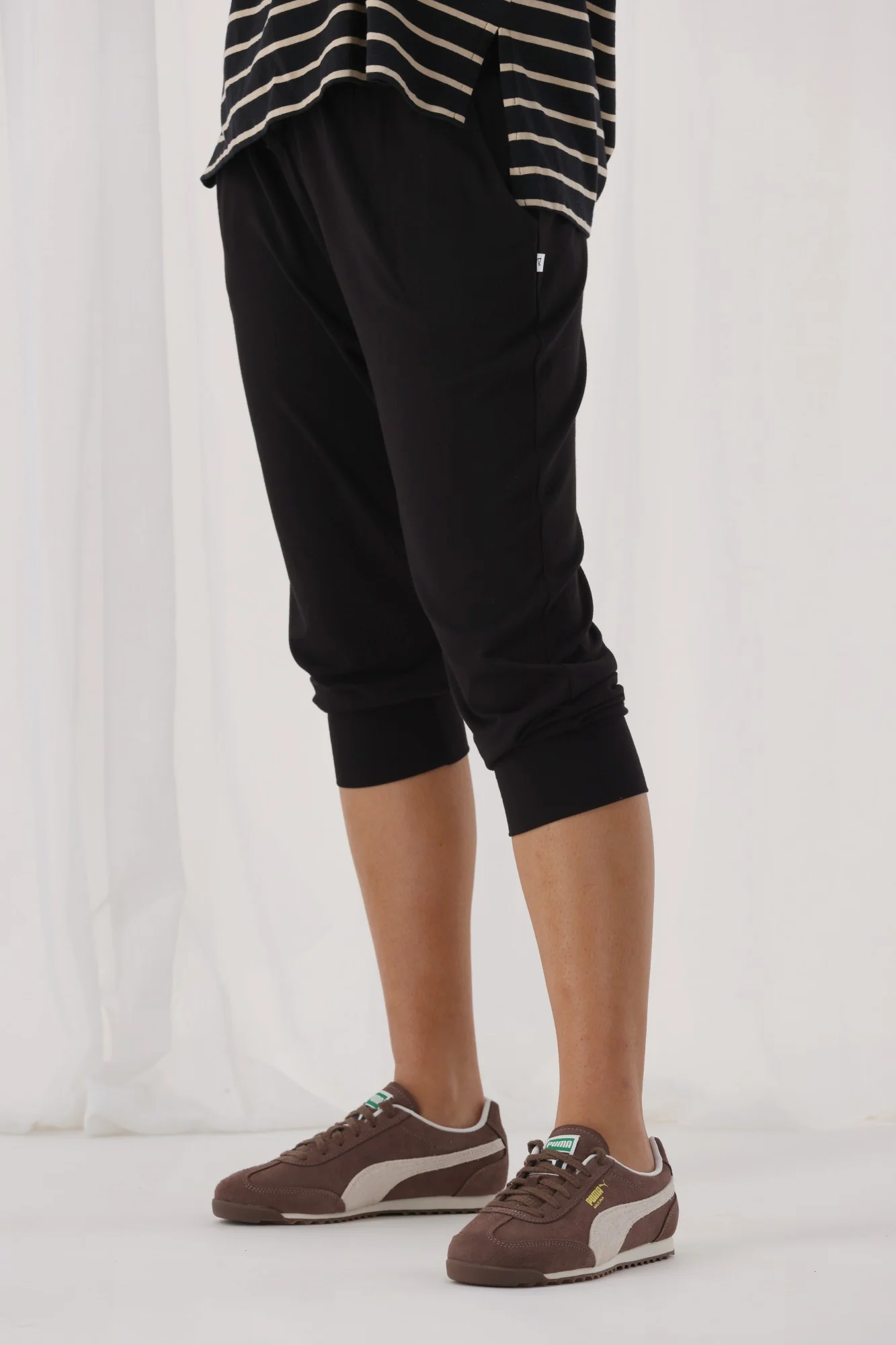 Shine On Essentials Comfort Jogger Black - Image 7