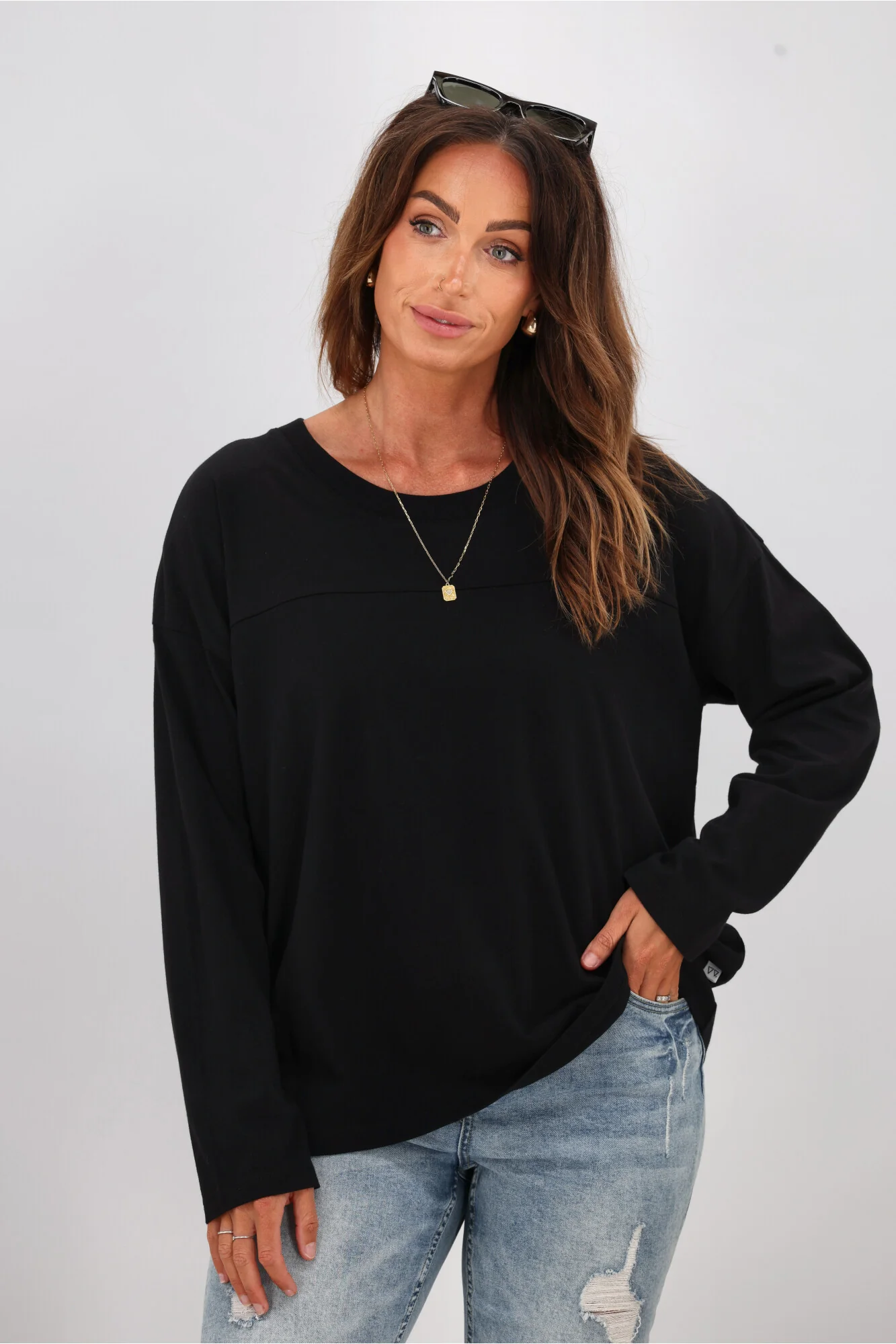 Shine On Essentials Long Sleeve Black - Image 2