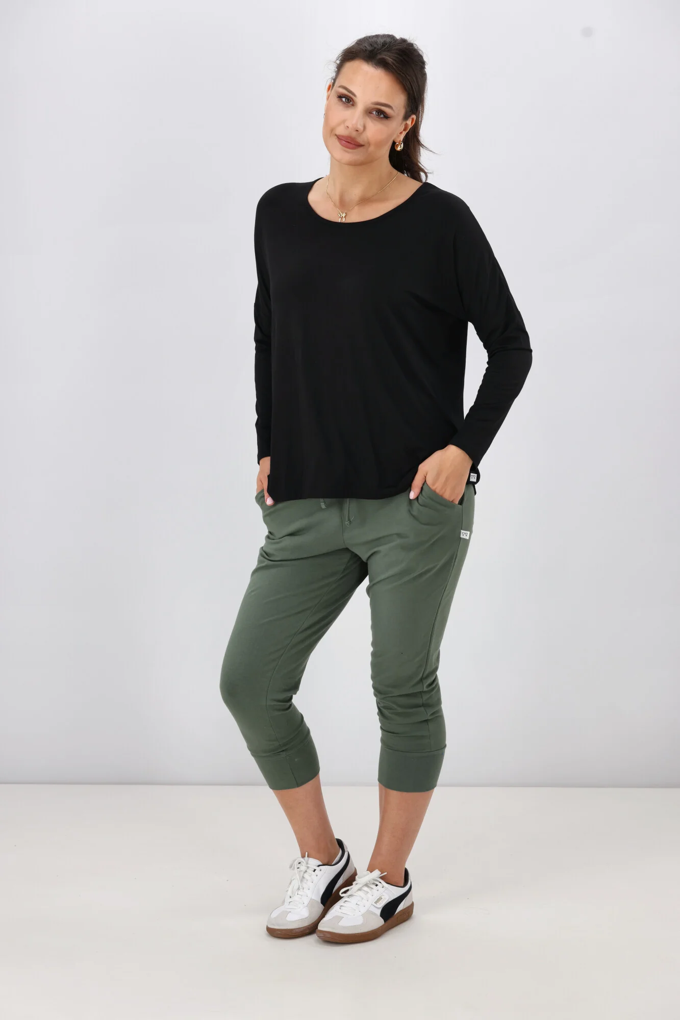 Shine On Essentials Long Sleeve Comfort Tee Black - Image 3