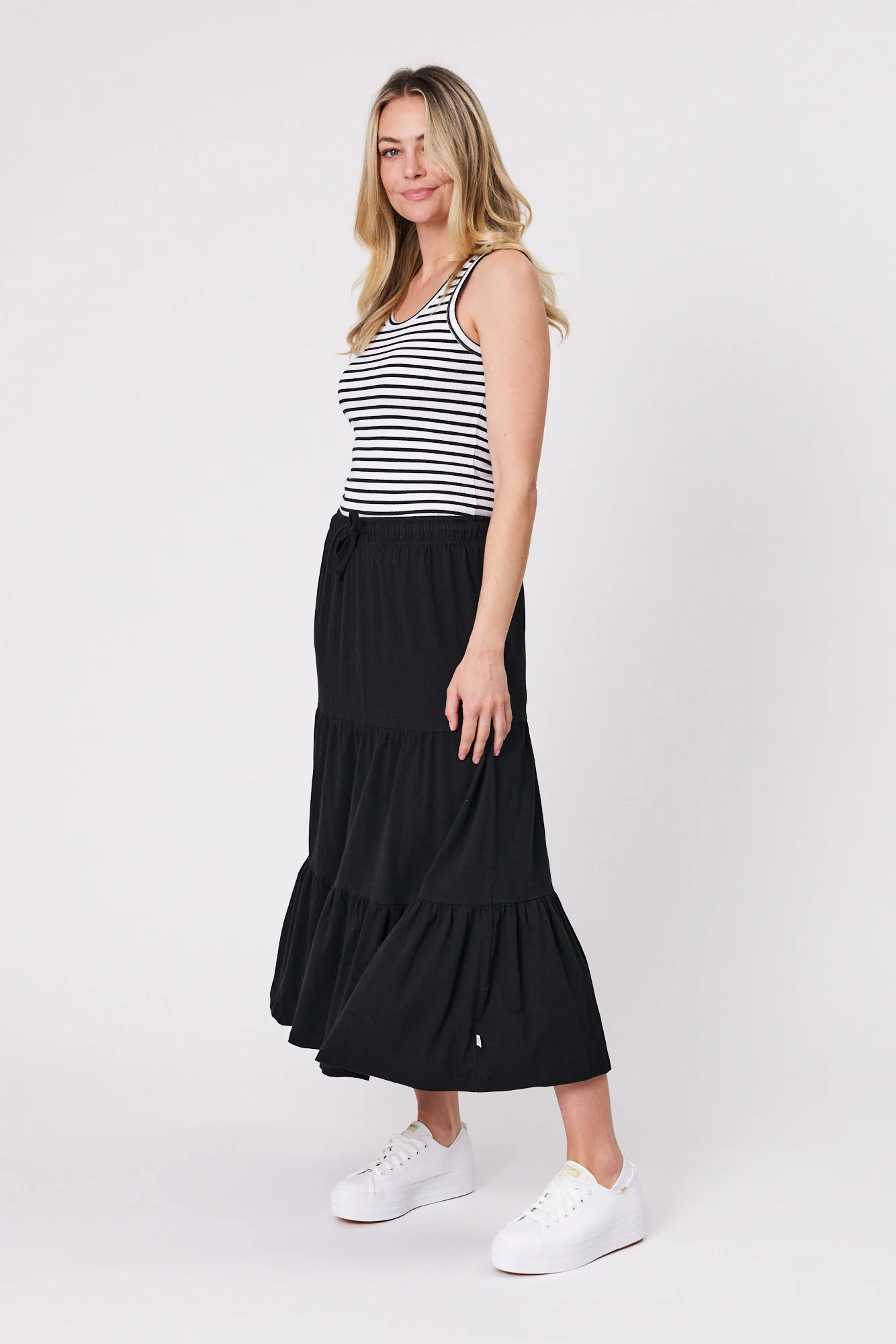 Shine On Essentials Midi Skirt Black - Image 4