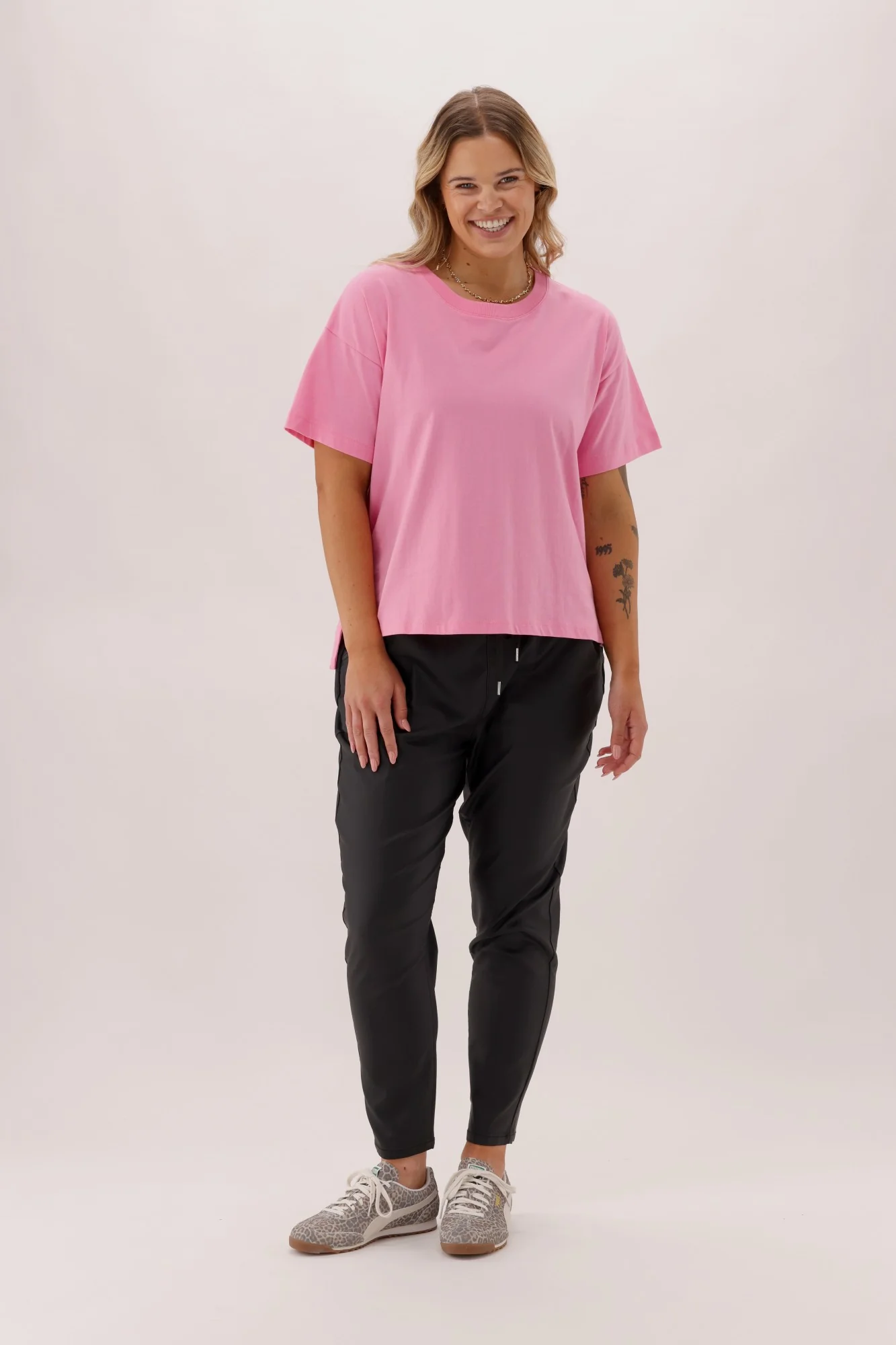 Shine On Essentials Relaxed Tee Pink - Image 4