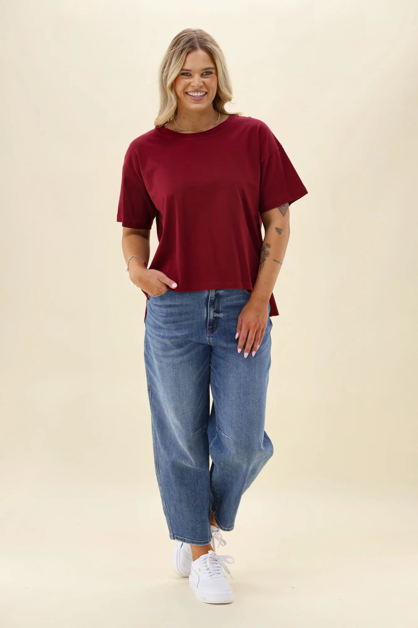 Shine On Essentials Relaxed Tee Wine - Image 4