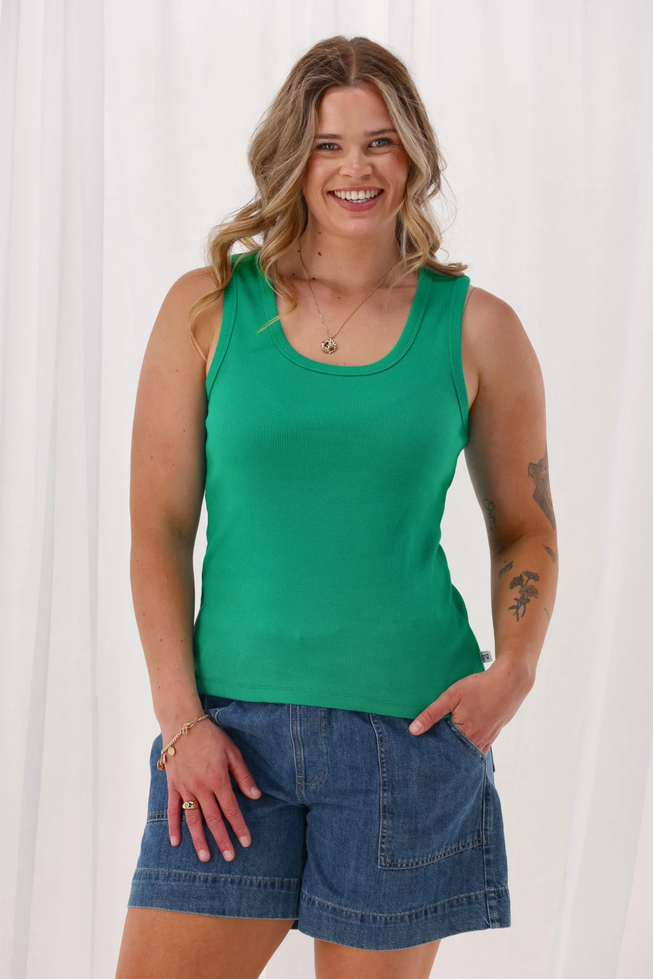Shine On Essentials Rib Tank Jade Green - Image 2