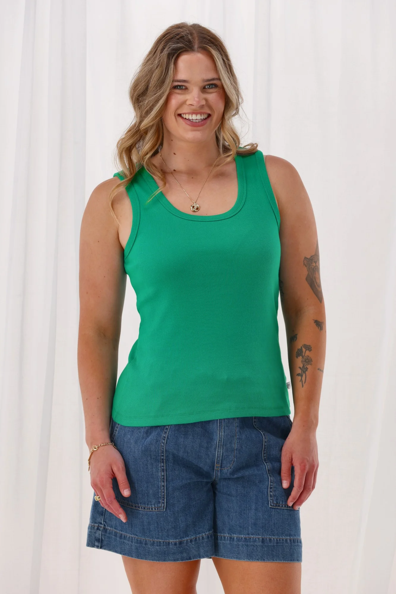 Shine On Essentials Rib Tank Jade Green - Image 3